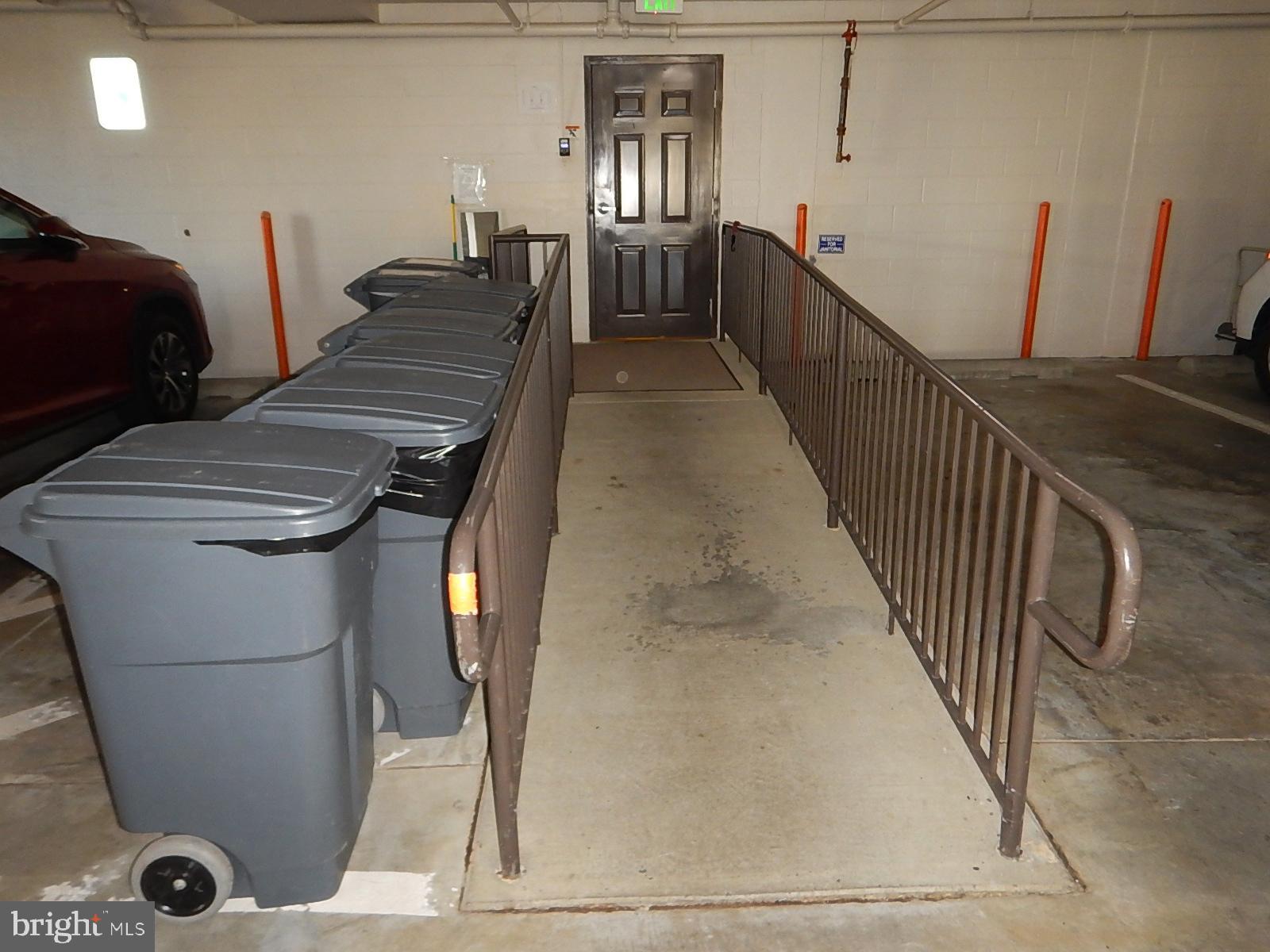 WATERS EDGE - Residential