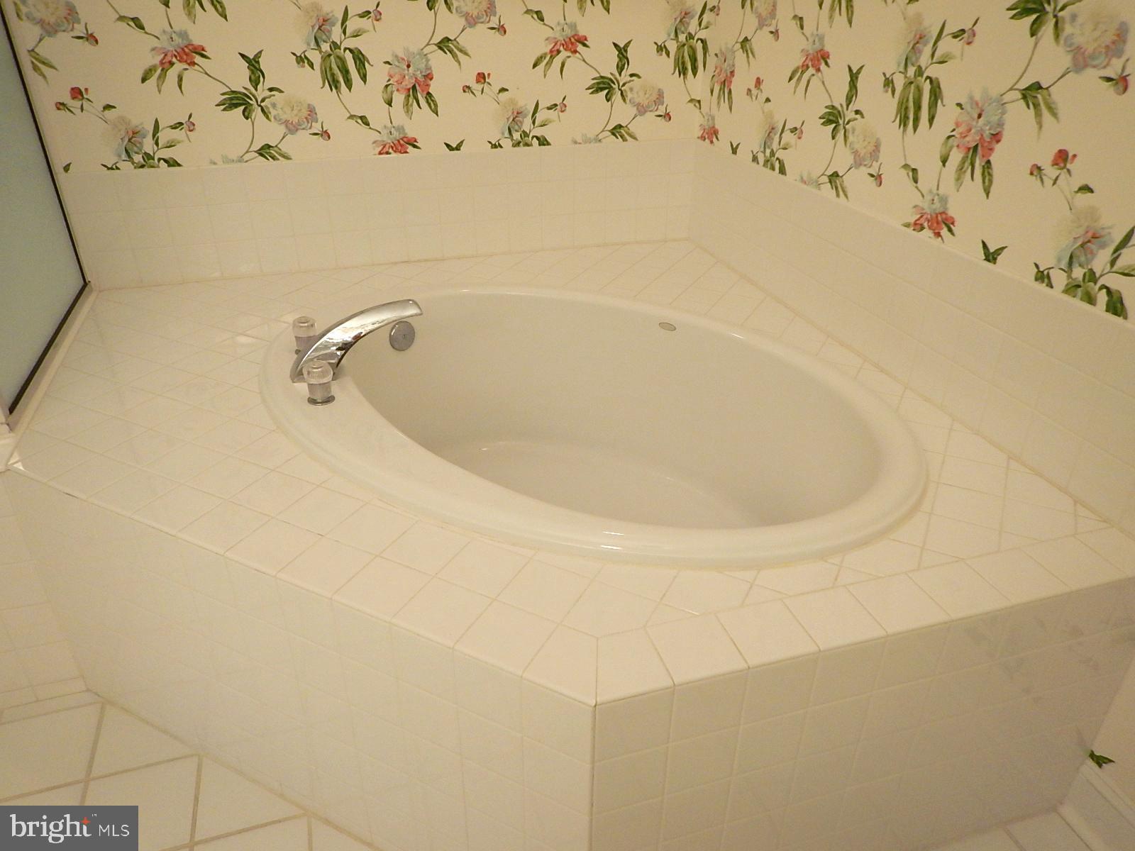 WATERS EDGE - Residential