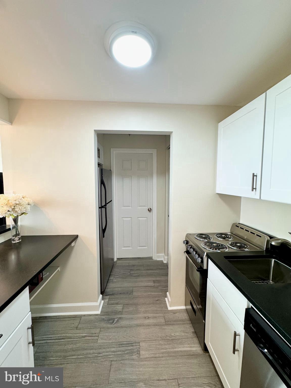 28 ALLEGHENY AVENUE 2203