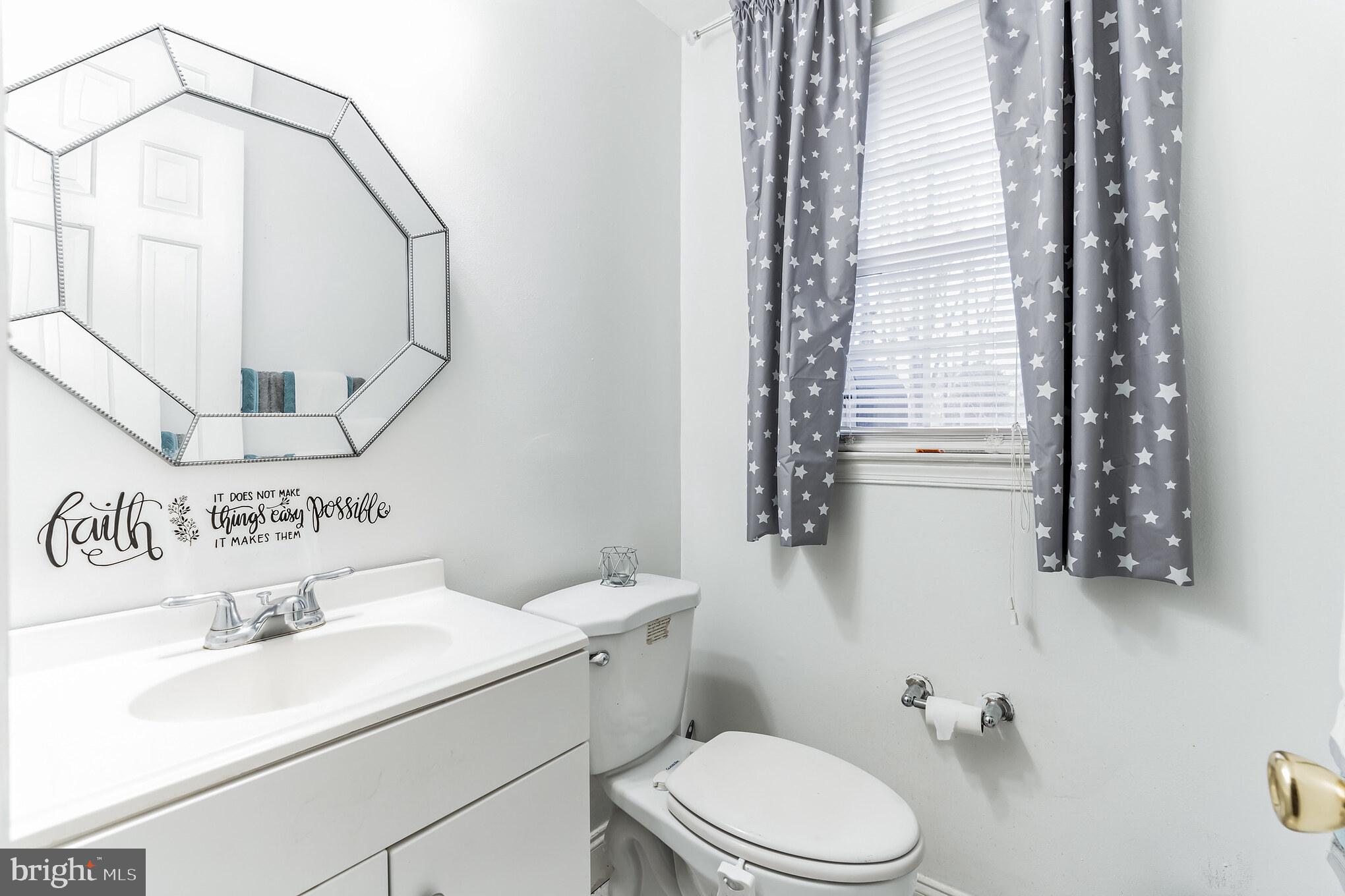 SINGING HILLS - Residential