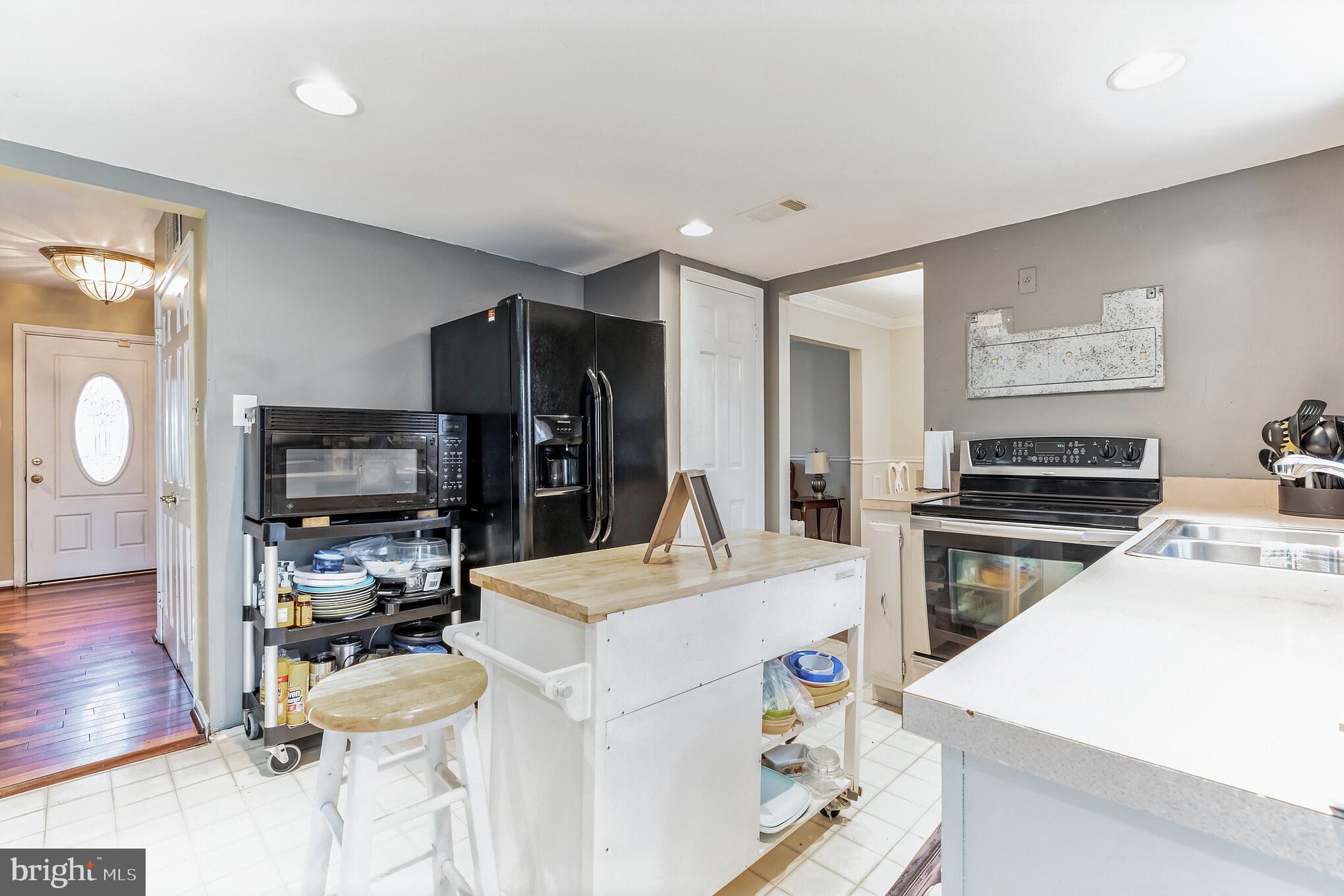 SINGING HILLS - Residential