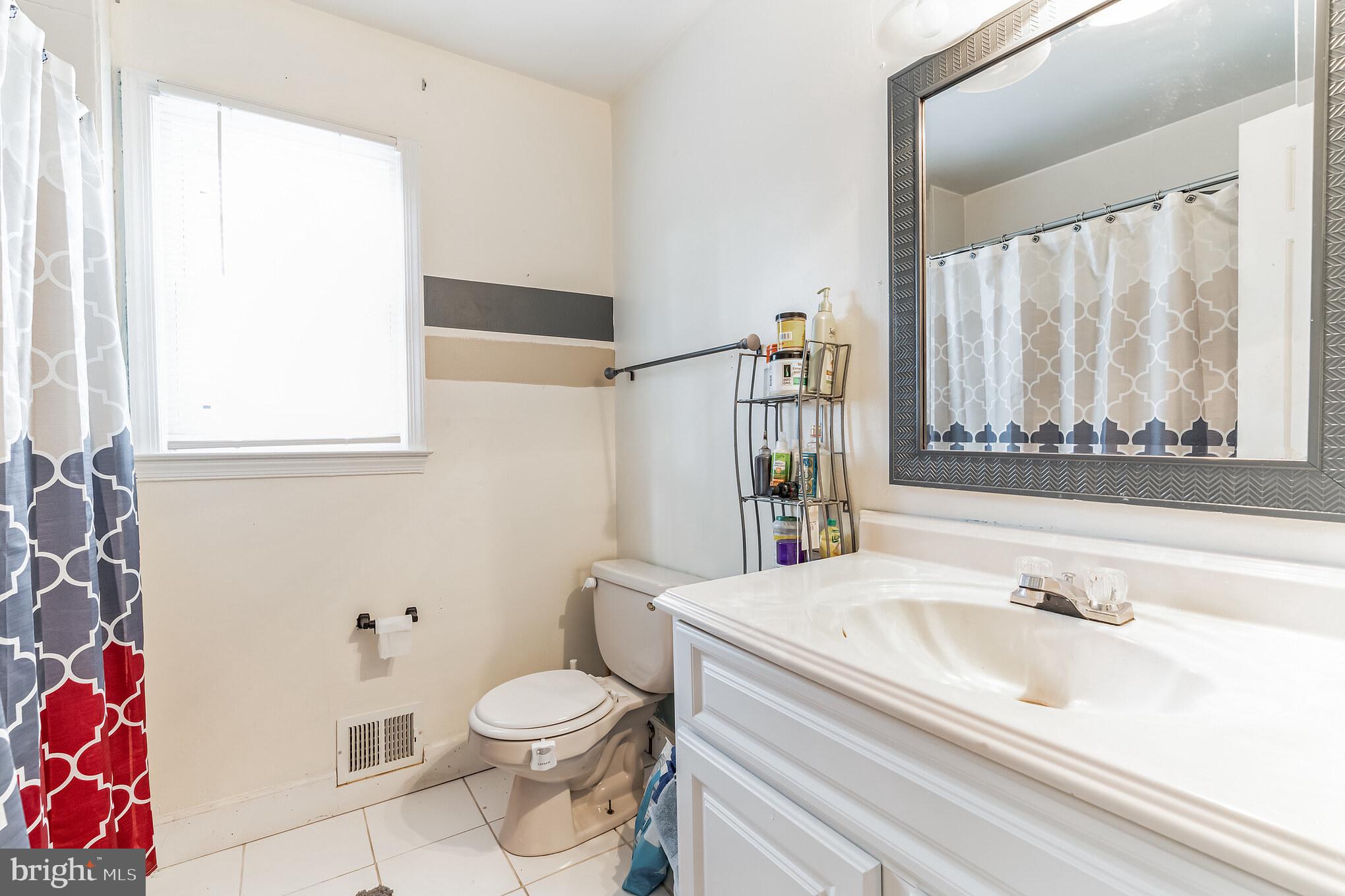 SINGING HILLS - Residential