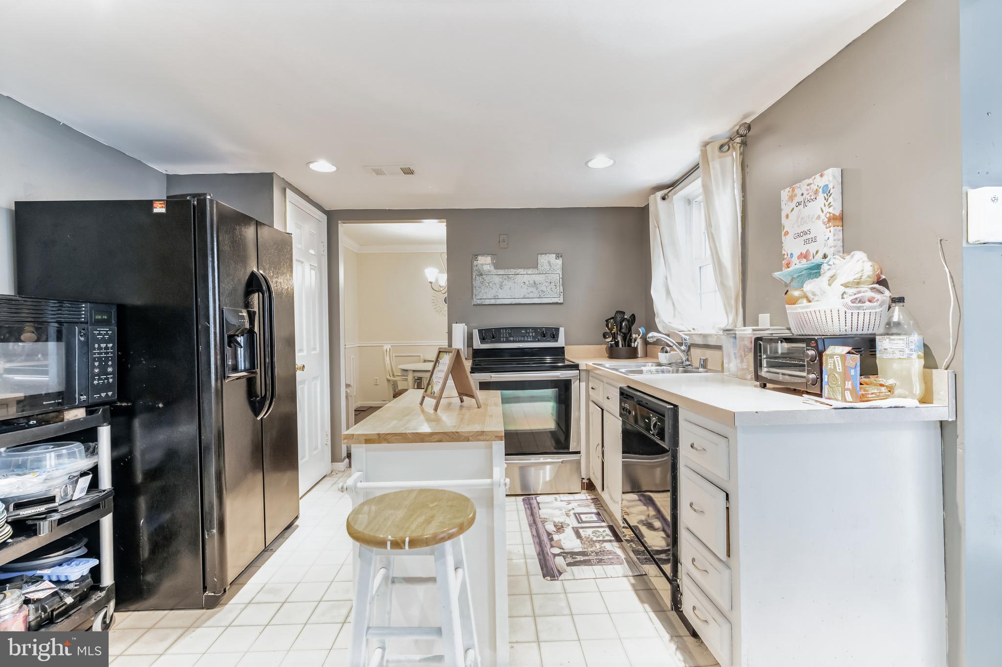 SINGING HILLS - Residential