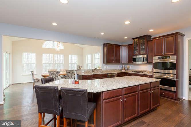 PATRIOTS GLEN - Residential