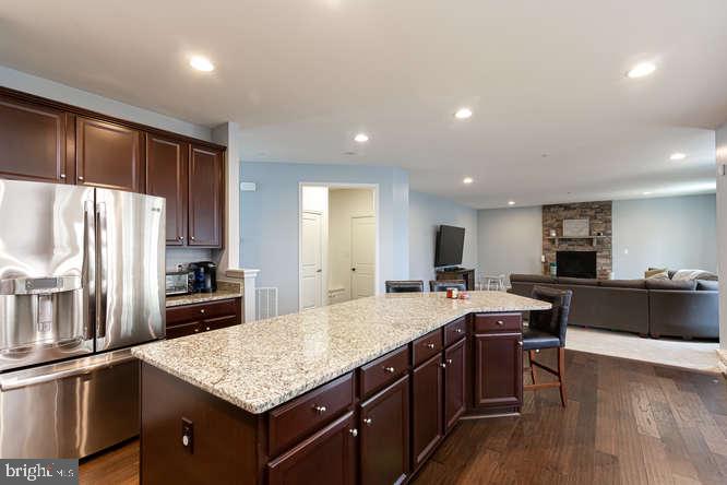 PATRIOTS GLEN - Residential