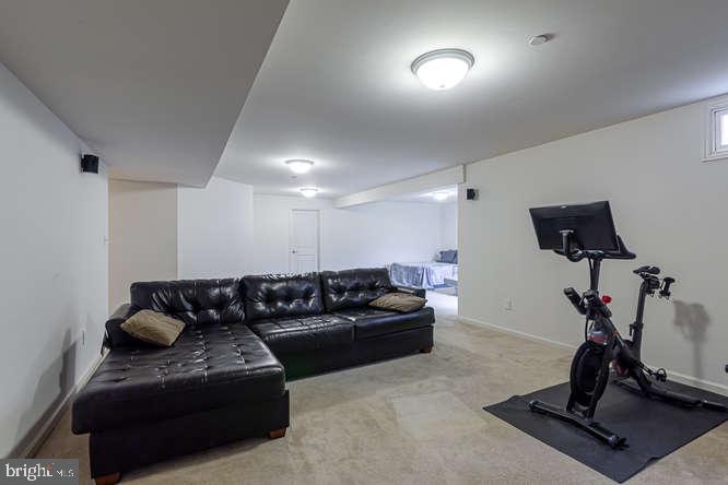 PATRIOTS GLEN - Residential