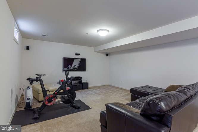 PATRIOTS GLEN - Residential