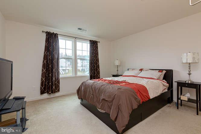 PATRIOTS GLEN - Residential