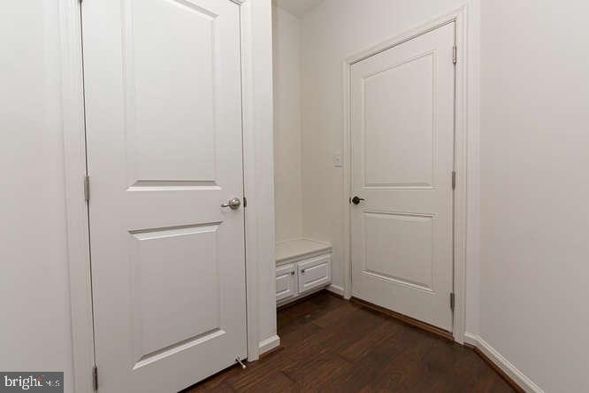 PATRIOTS GLEN - Residential