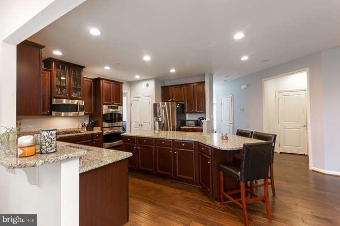 PATRIOTS GLEN - Residential