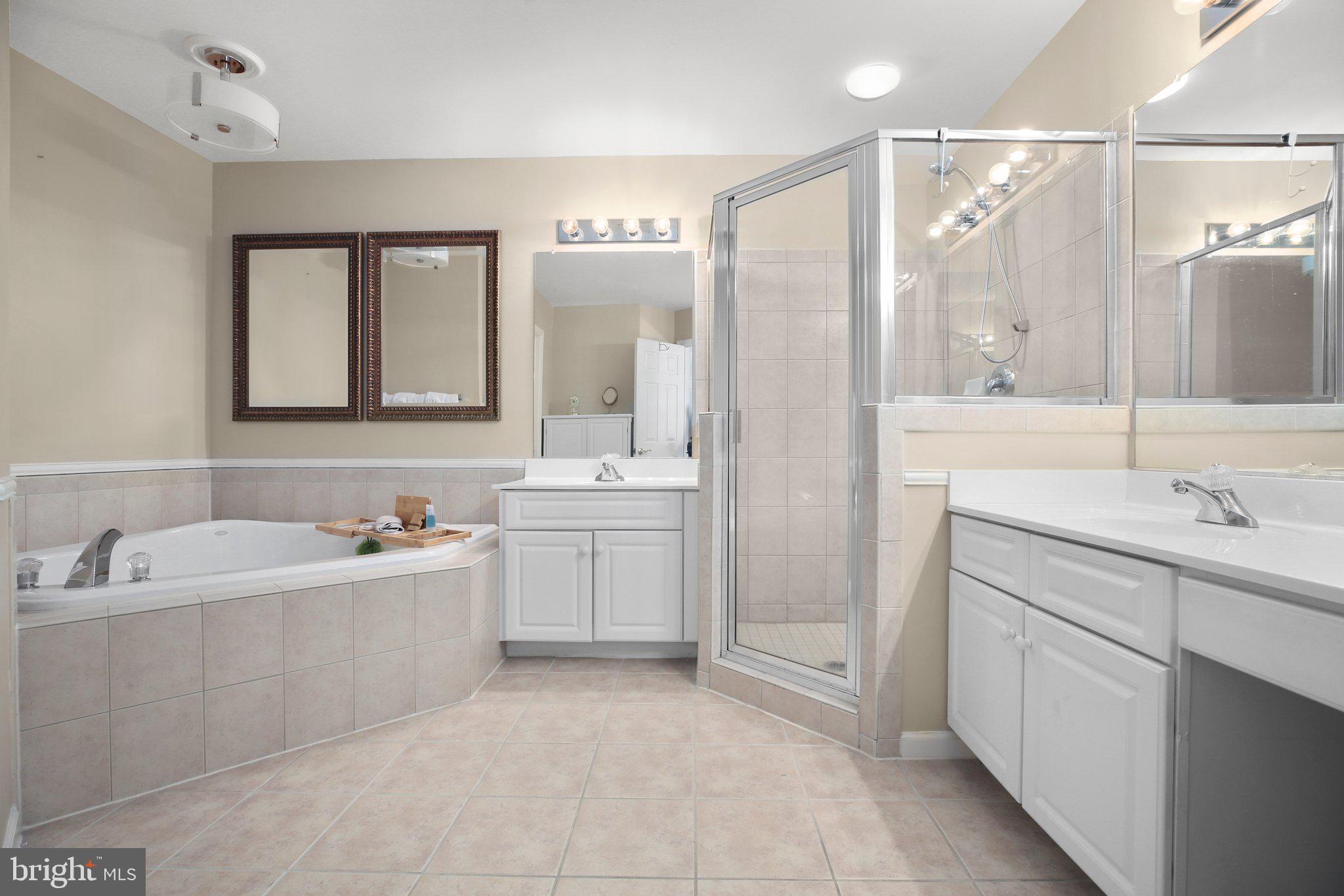 BELMONT BAY - Residential