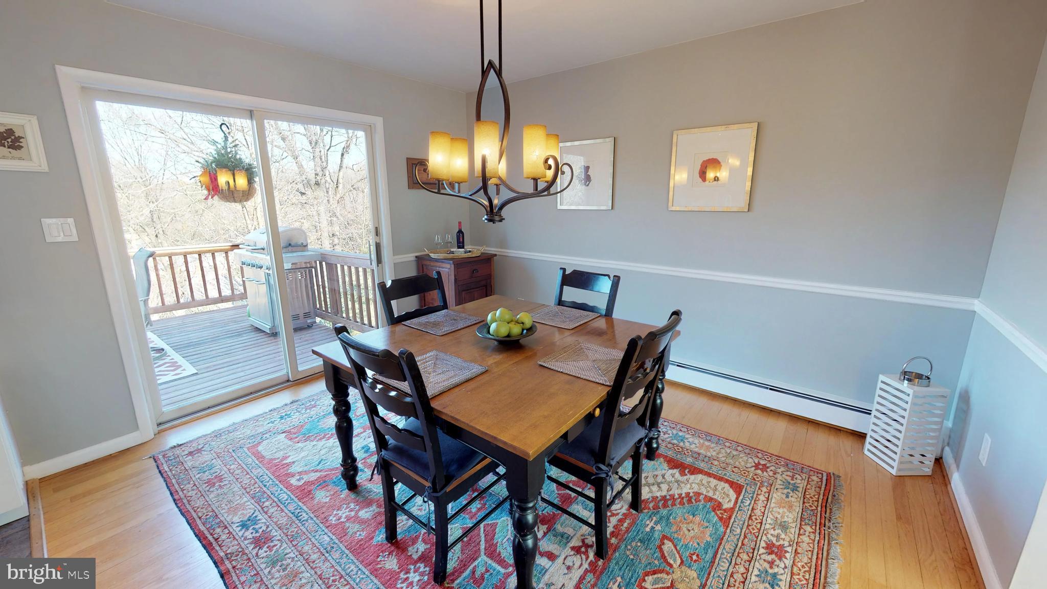 RIVERCREST - Residential