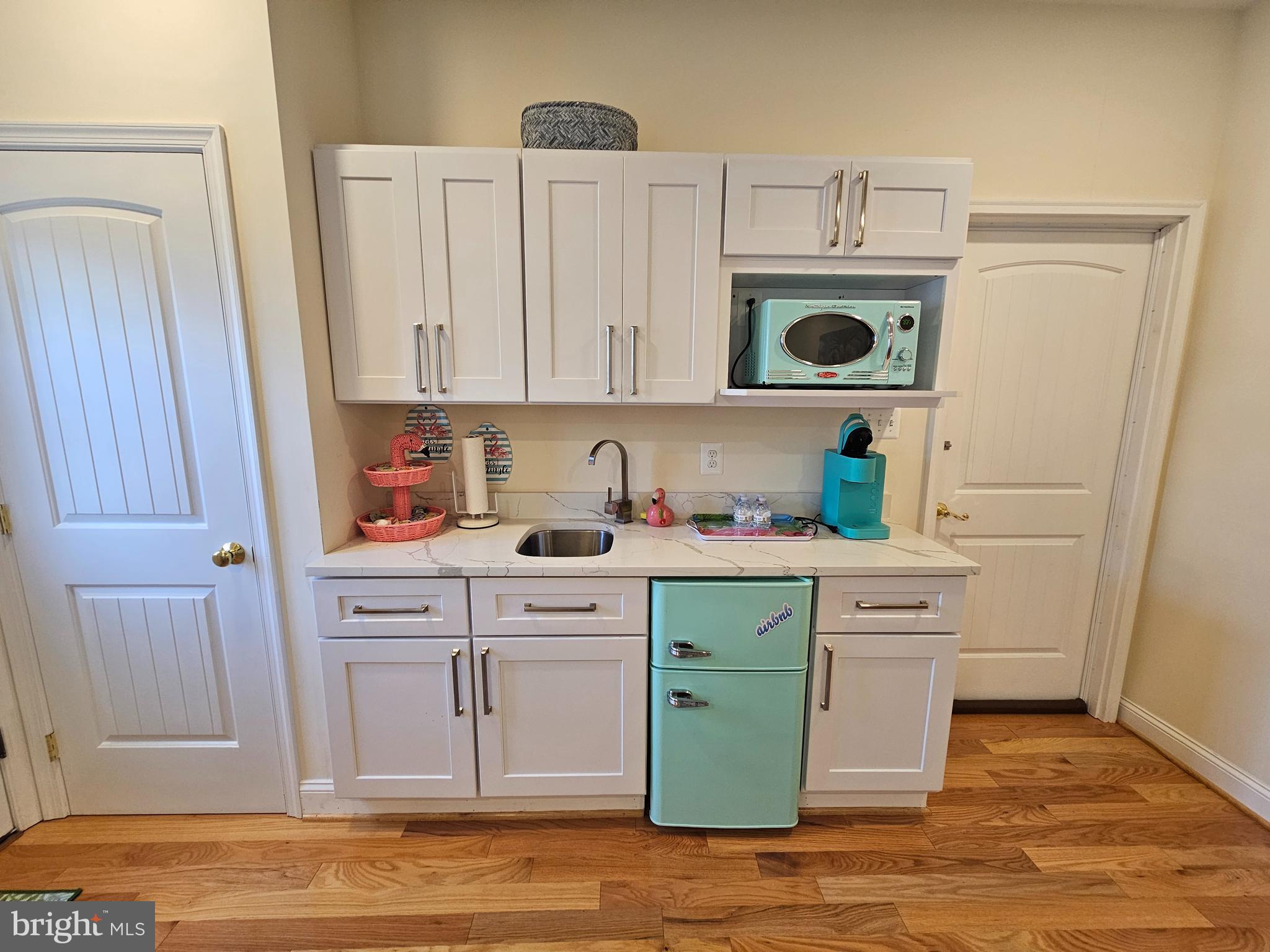 THE POINT - Residential Lease