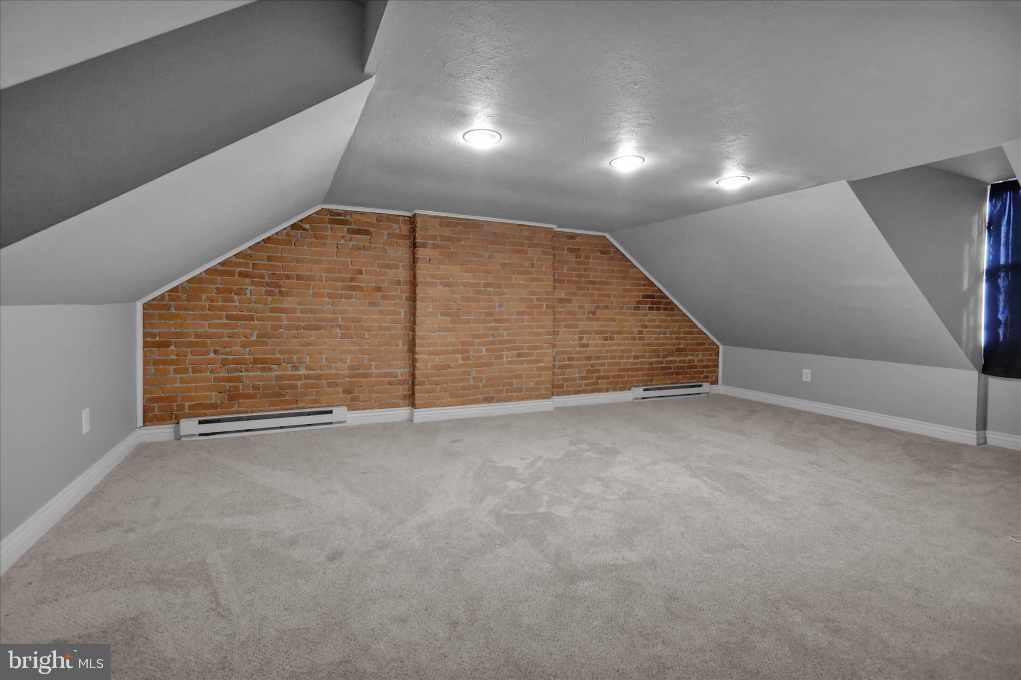 CENTER CITY - Residential