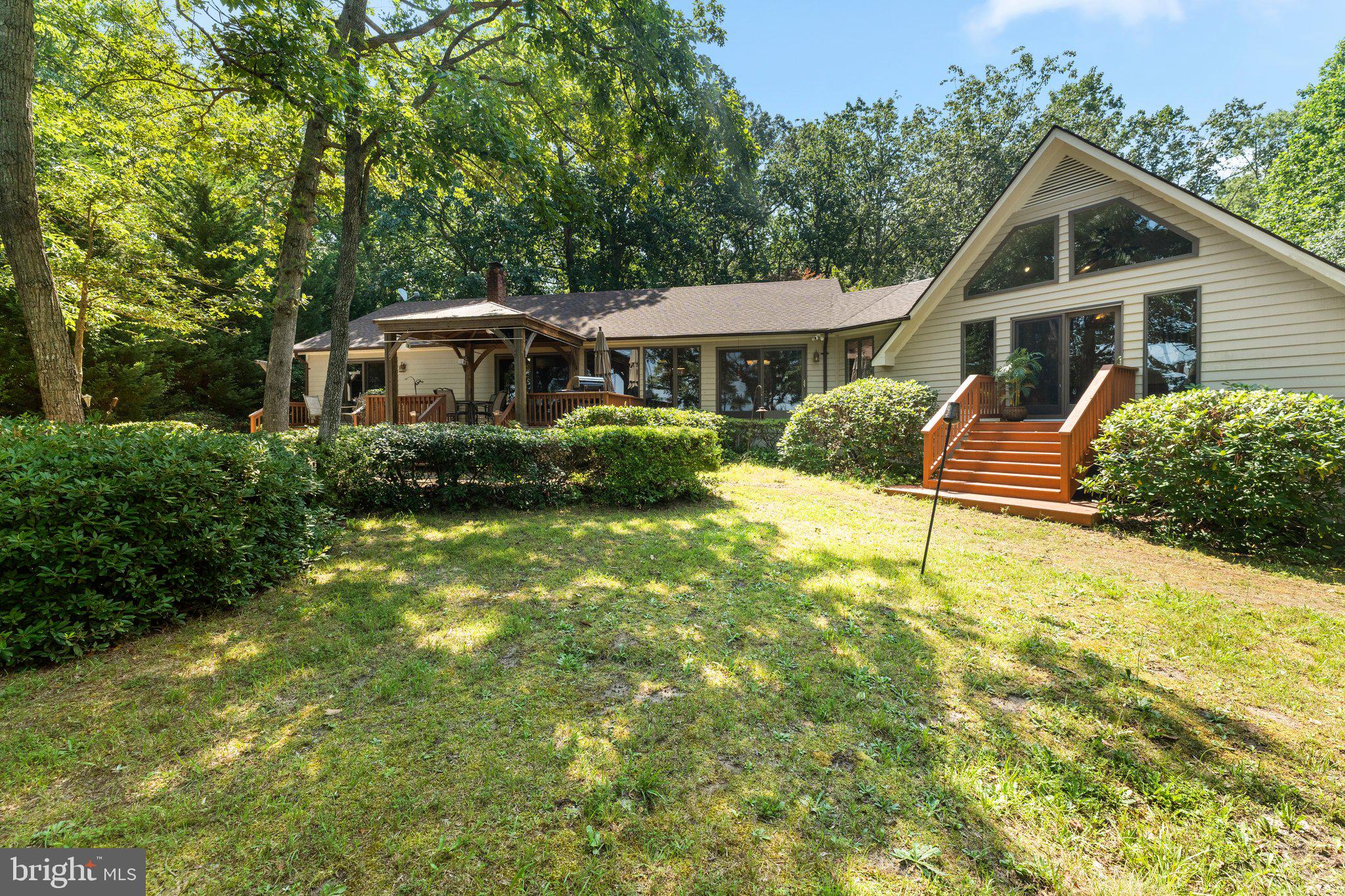 GREAT WICOMICO BLUFFS - Residential