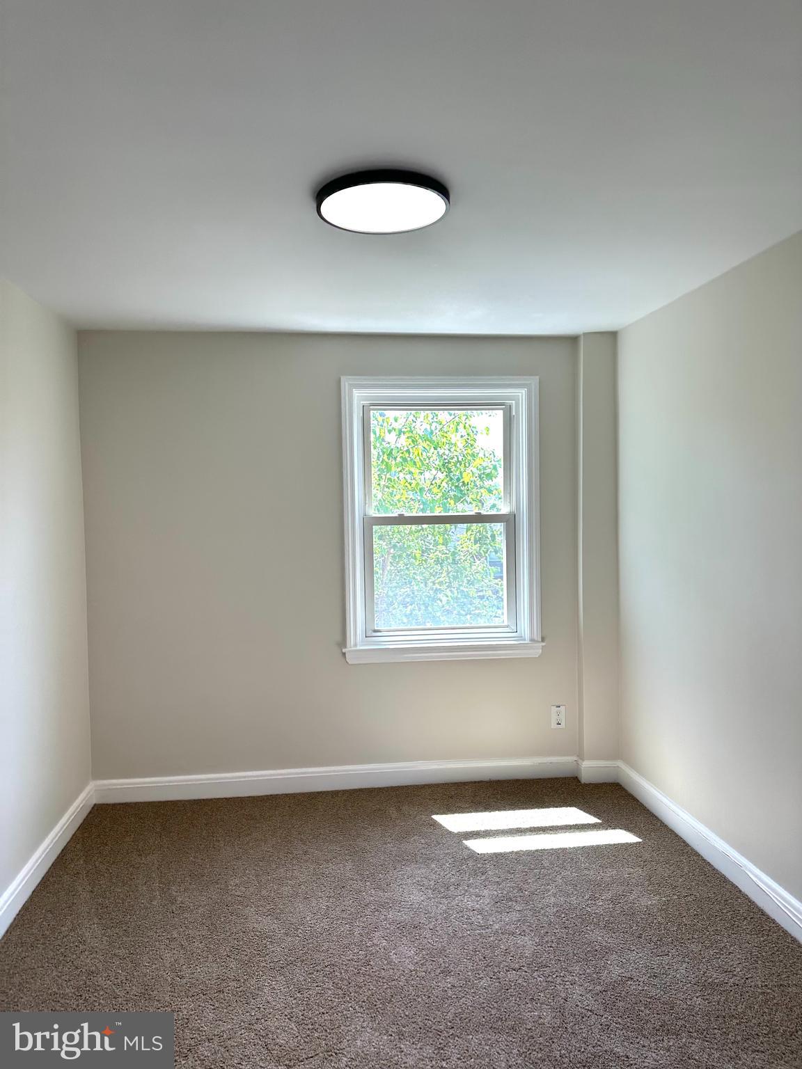 EDNOR GARDENS - LAKESIDE - Residential