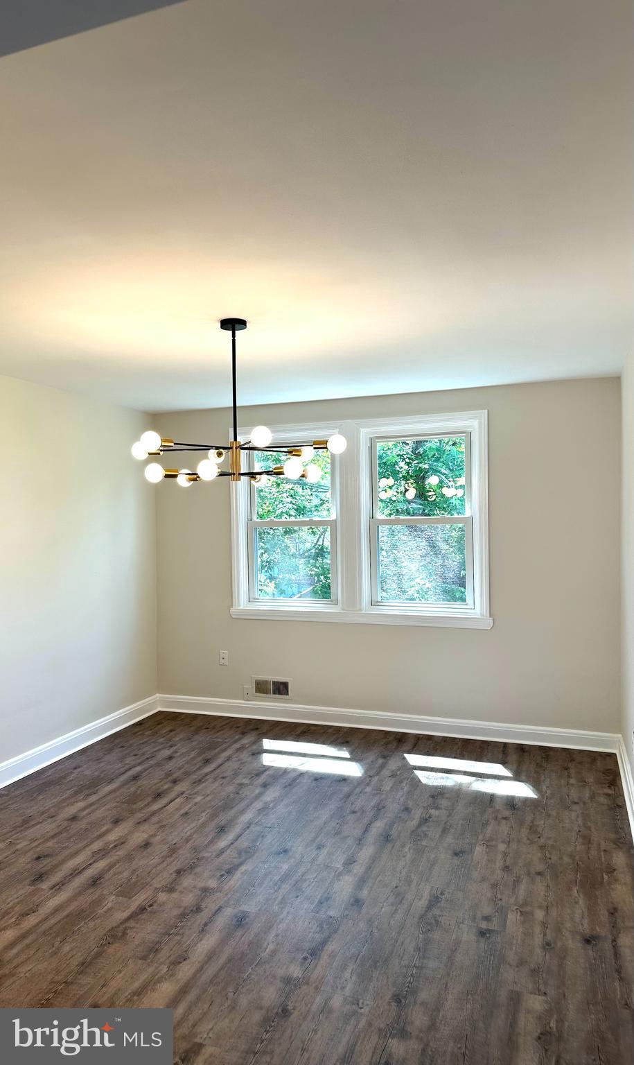 EDNOR GARDENS - LAKESIDE - Residential