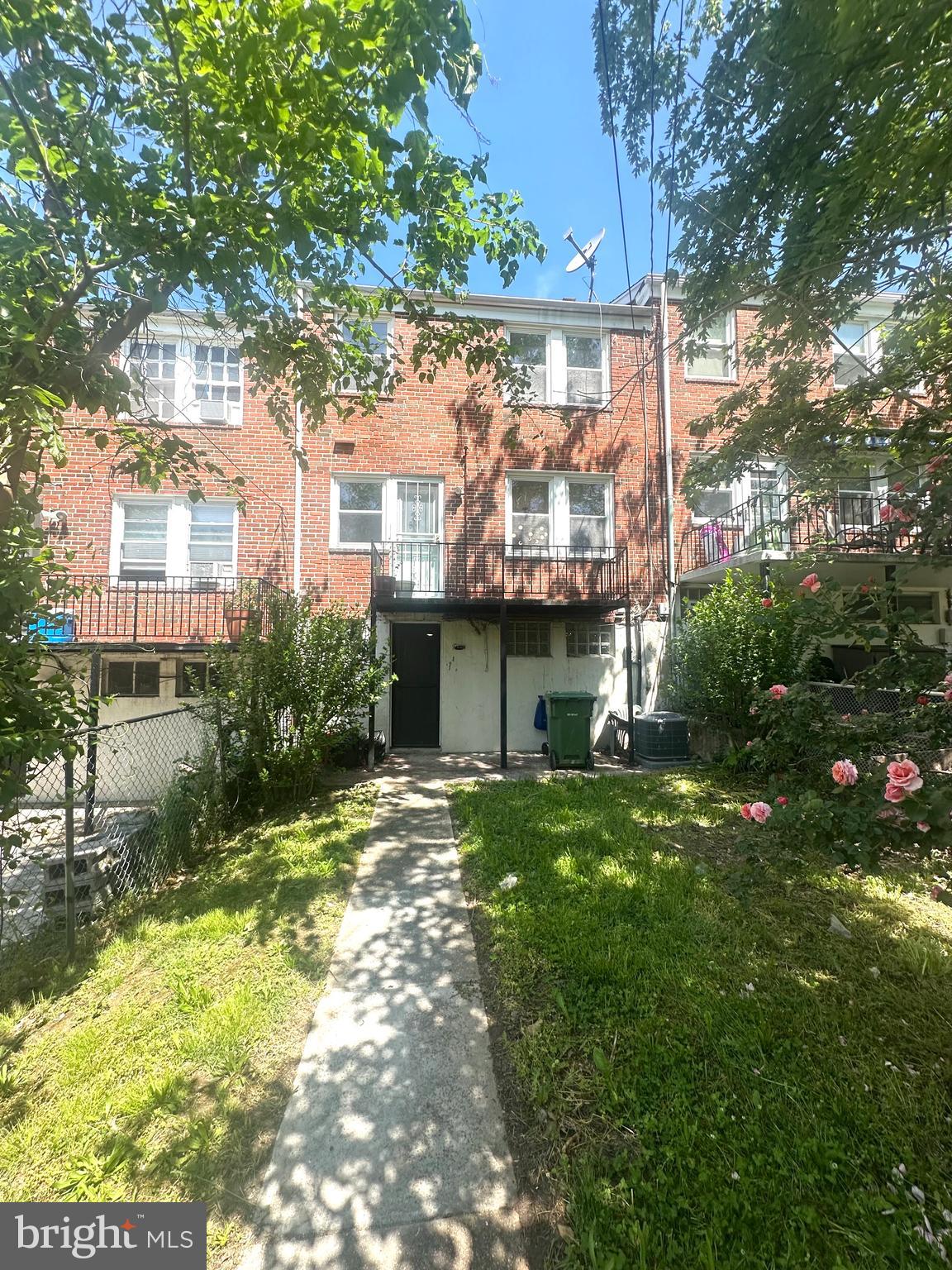 EDNOR GARDENS - LAKESIDE - Residential
