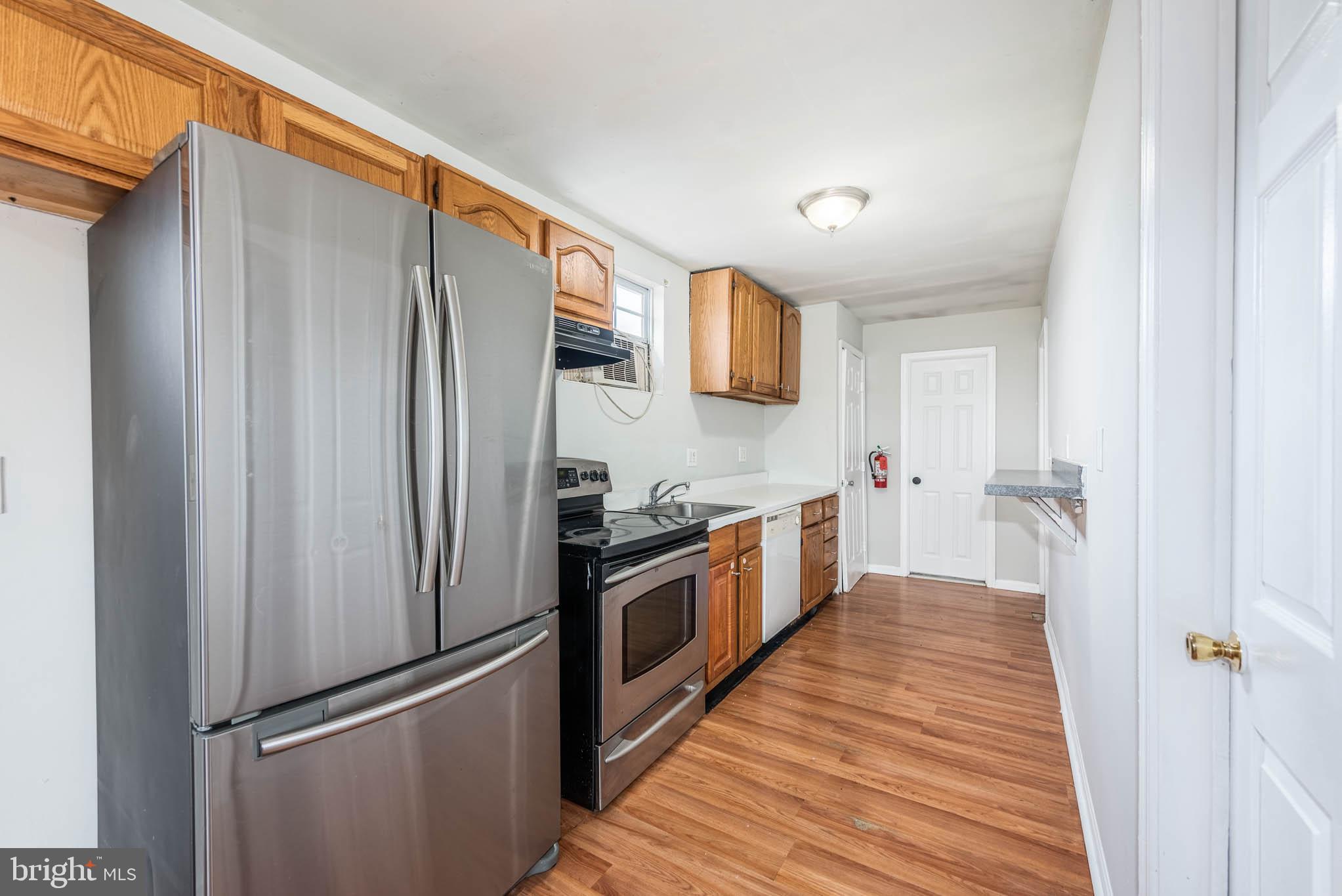 ROSEDALE - Residential Lease