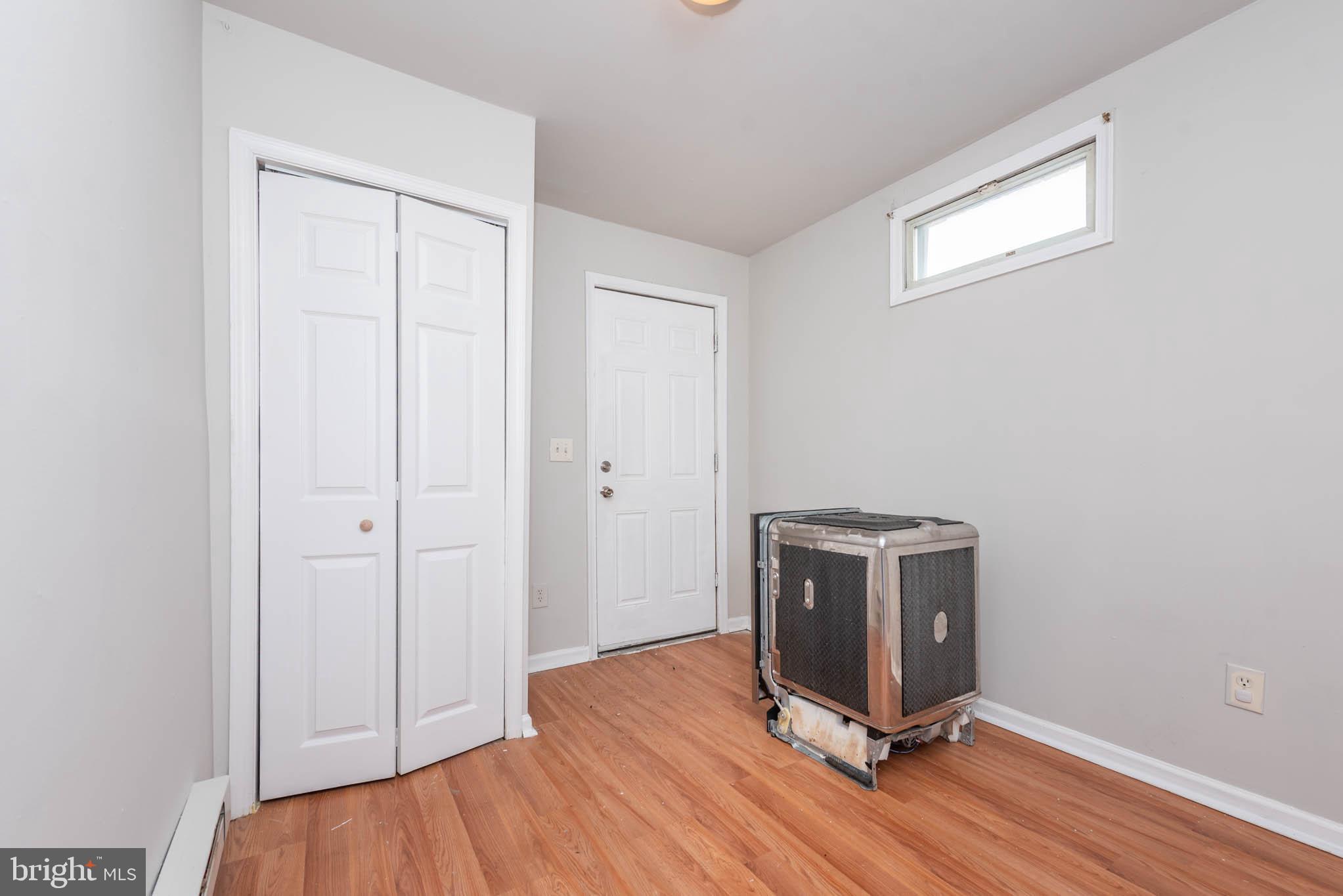 ROSEDALE - Residential Lease