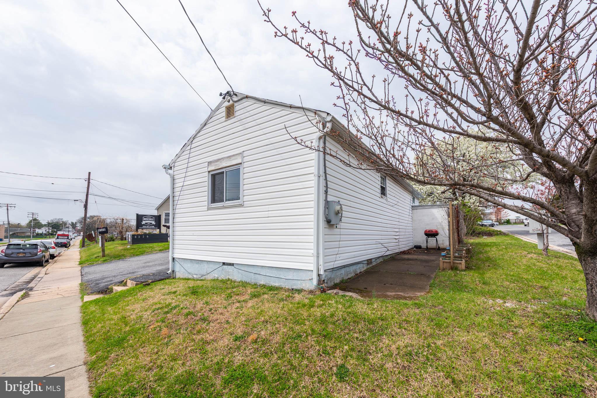 ROSEDALE - Residential Lease