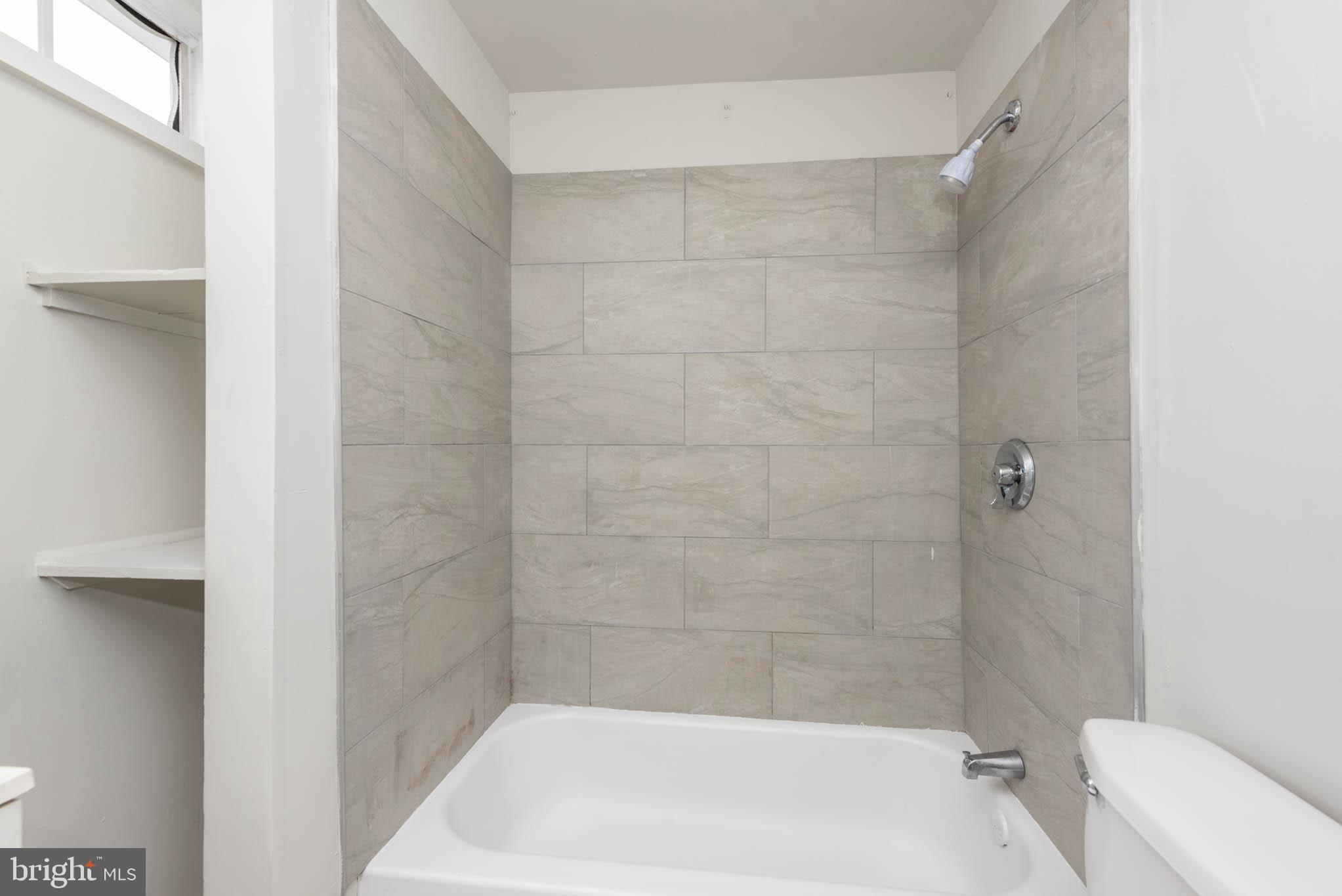ROSEDALE - Residential Lease
