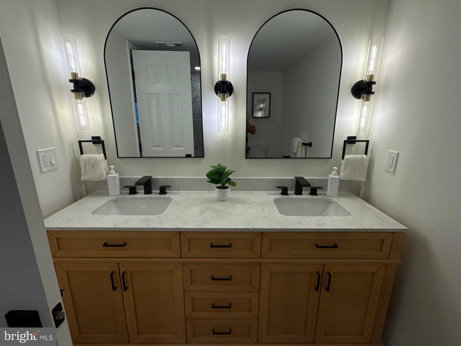 1252 TAMARACK TRAIL