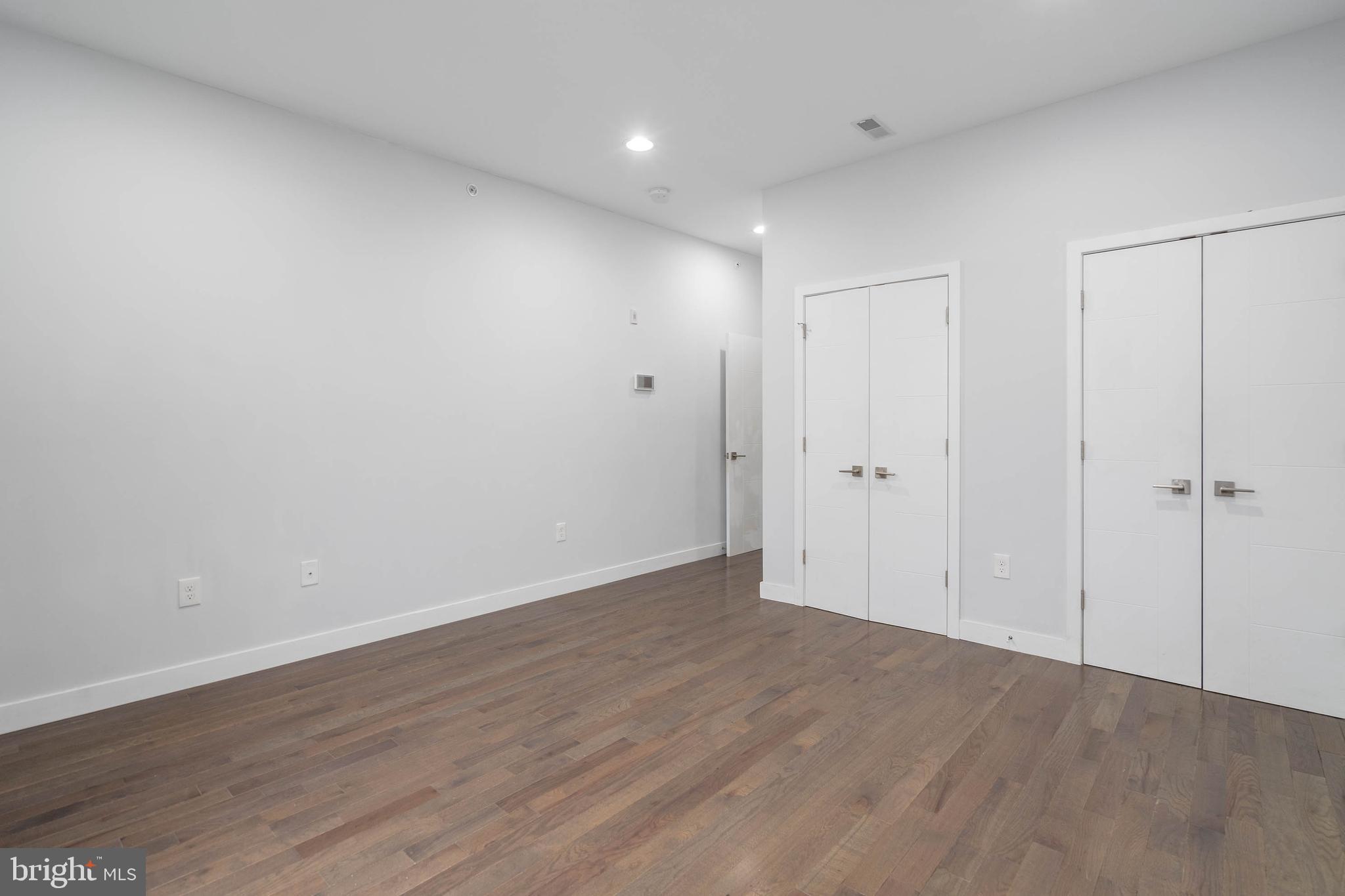 LUDLOW - Residential Lease