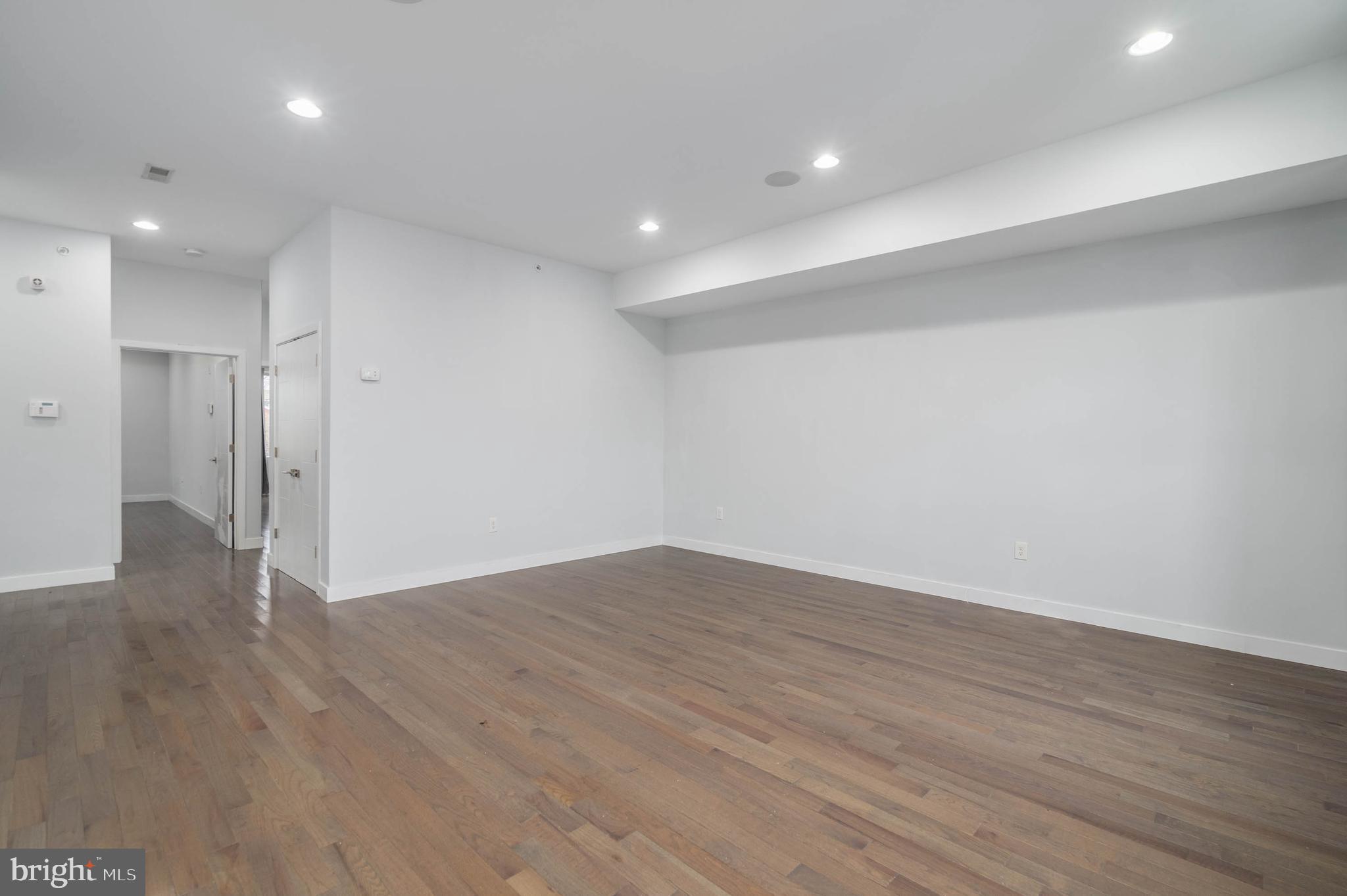 LUDLOW - Residential Lease