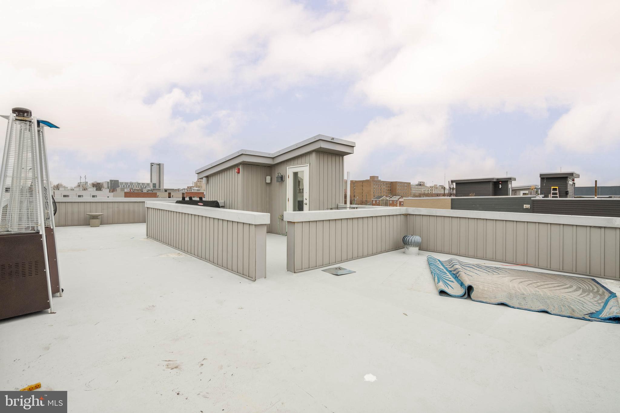 LUDLOW - Residential Lease