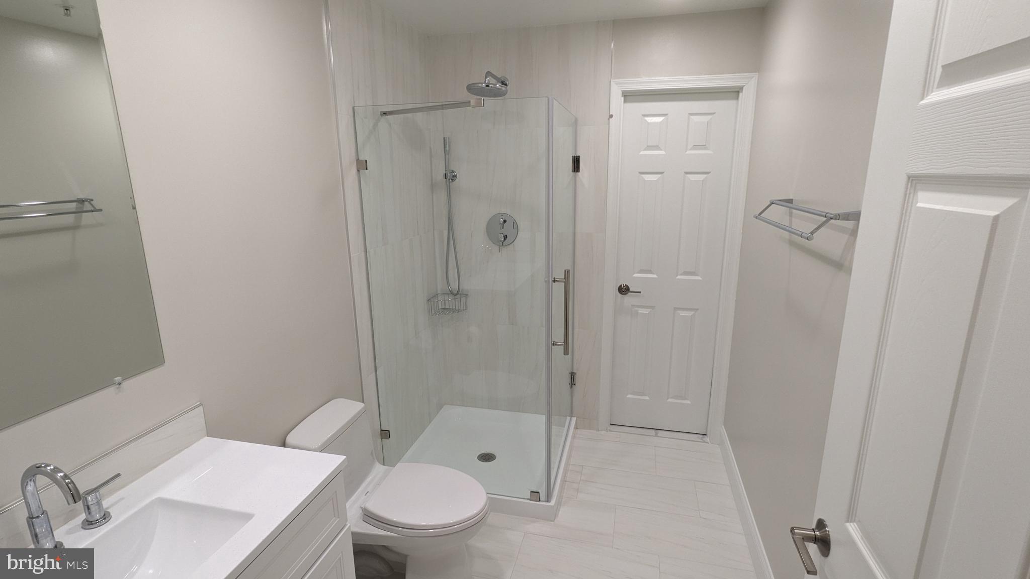 RIVERSTONE - Residential Lease