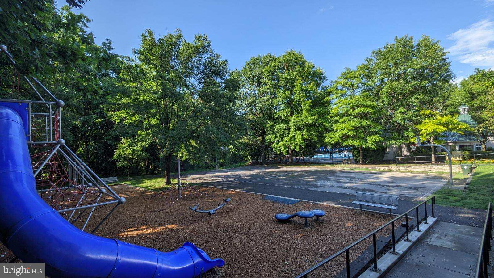 RIVERSTONE - Residential Lease