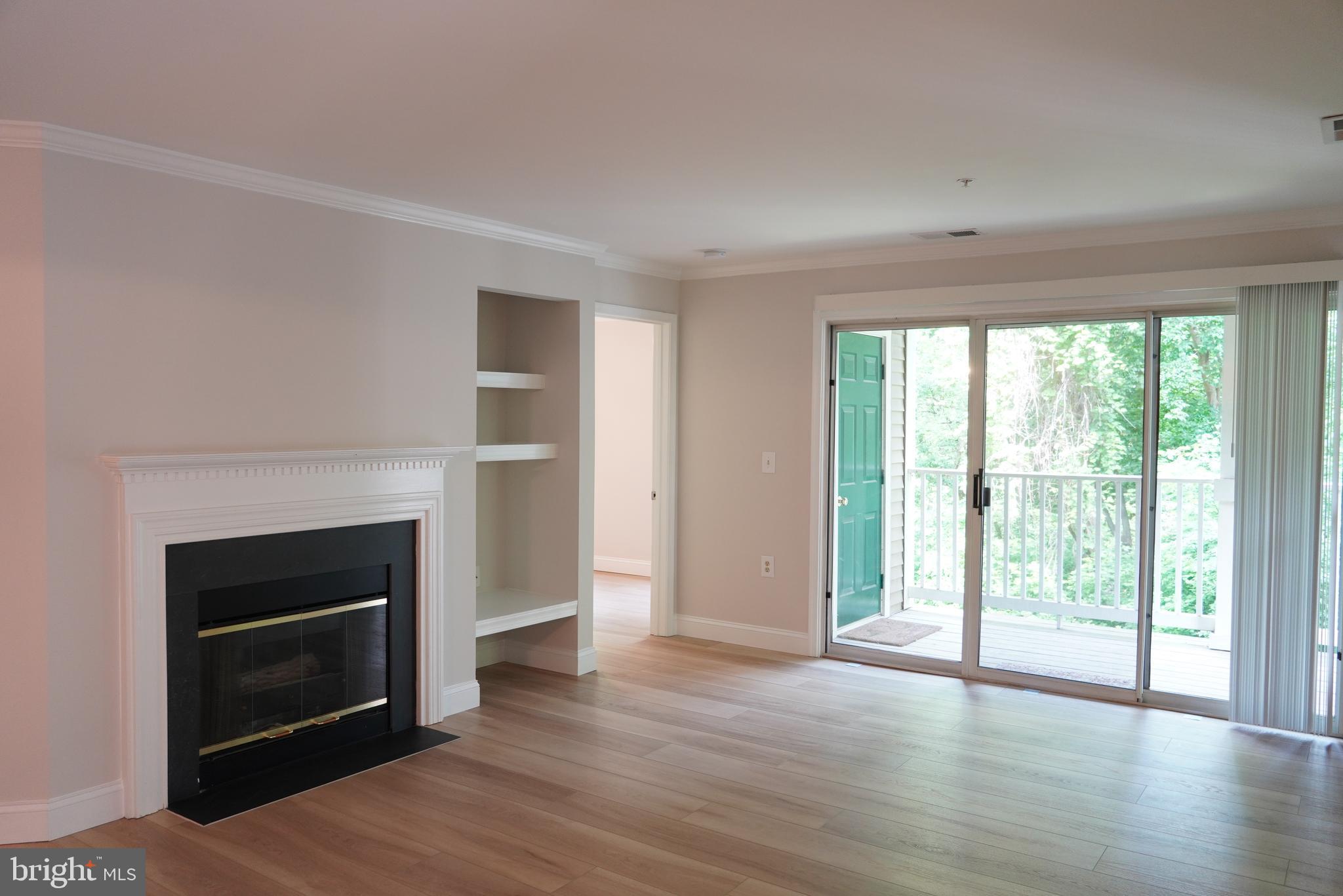 RIVERSTONE - Residential Lease