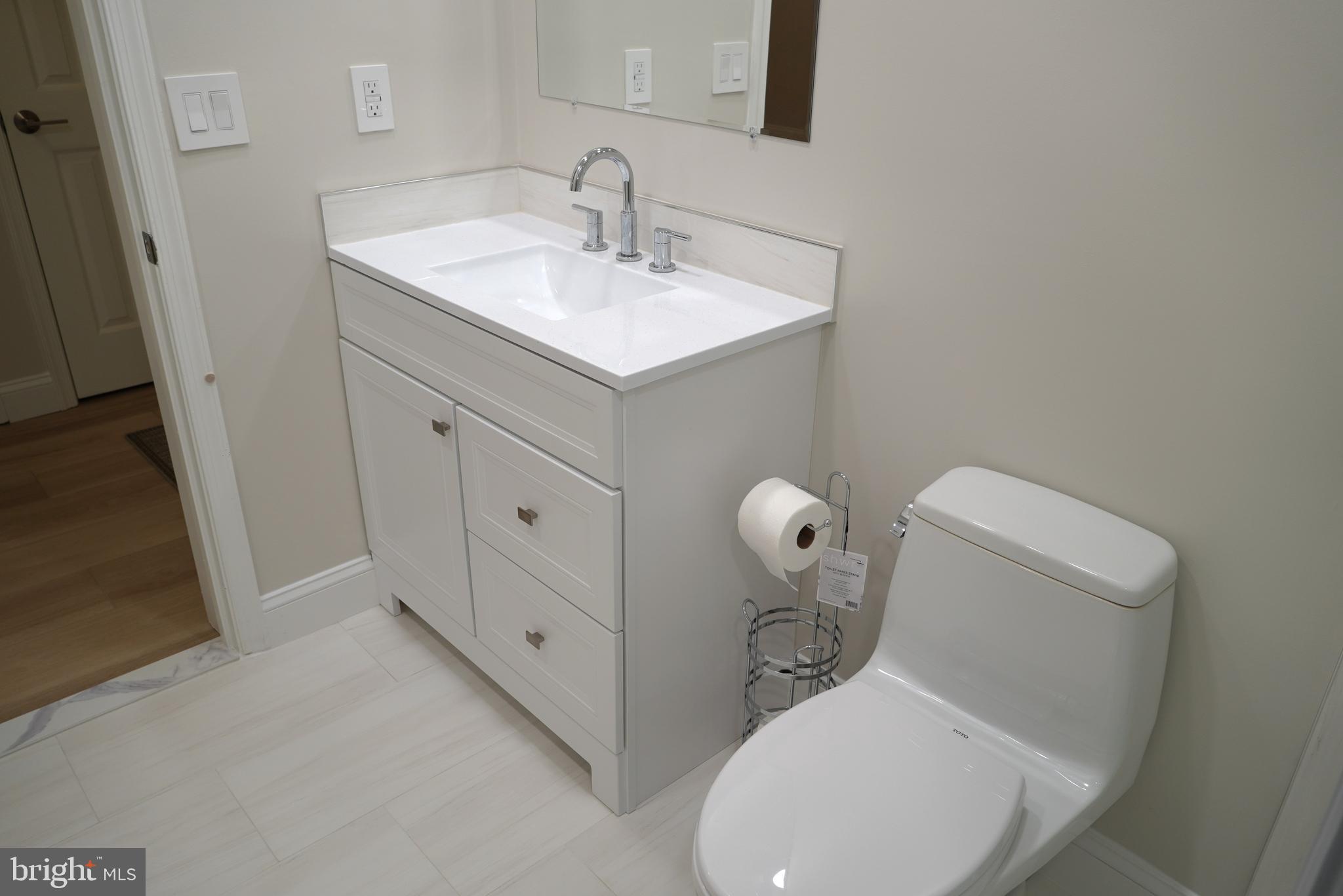 RIVERSTONE - Residential Lease