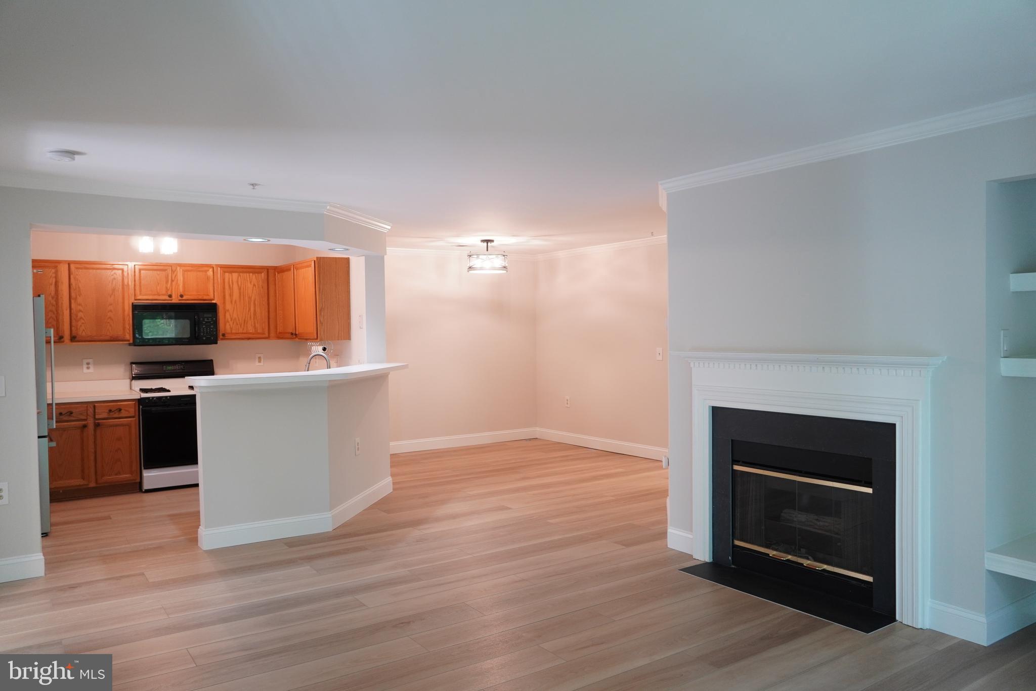 RIVERSTONE - Residential Lease