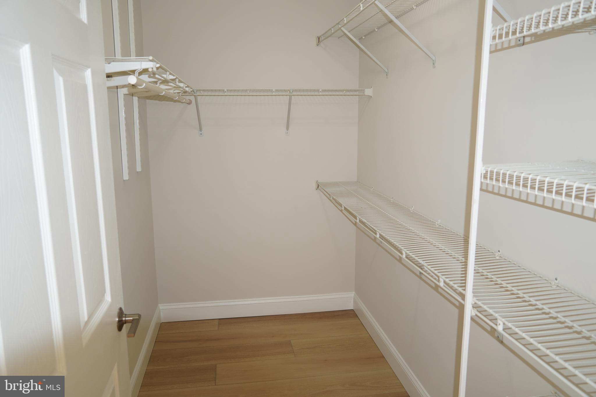 RIVERSTONE - Residential Lease