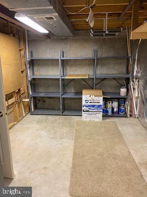 OLD BRIDGE ESTATES - Residential Lease