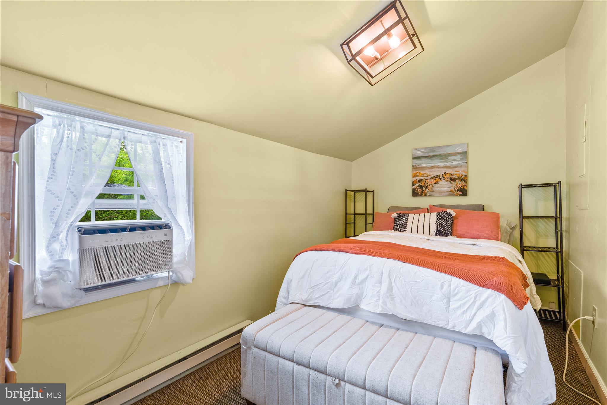 HARPERS FERRY - Residential