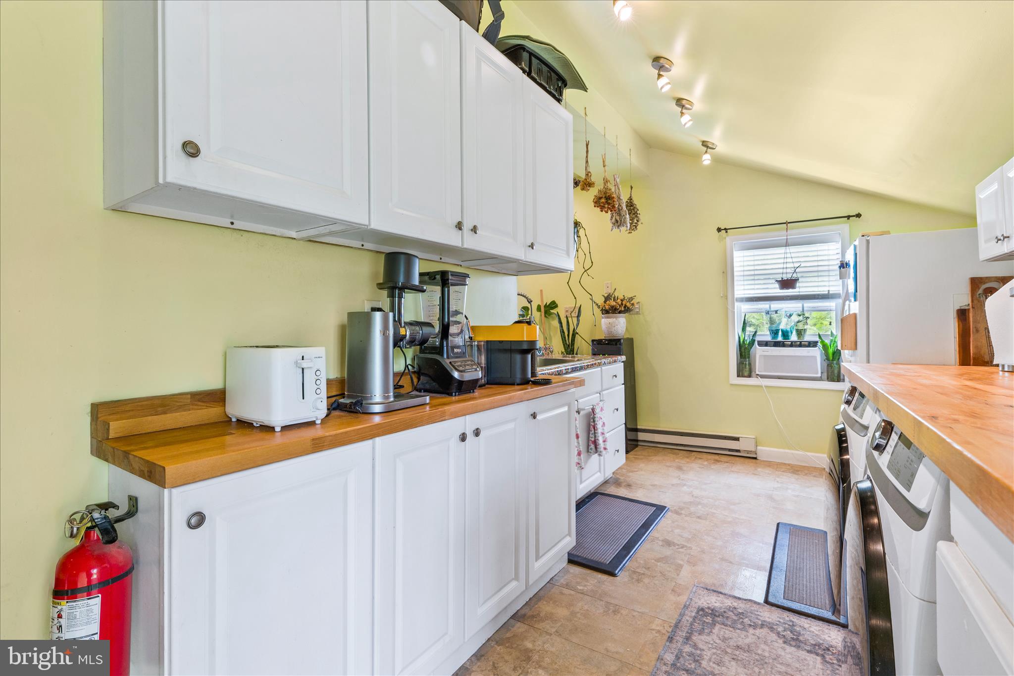 HARPERS FERRY - Residential