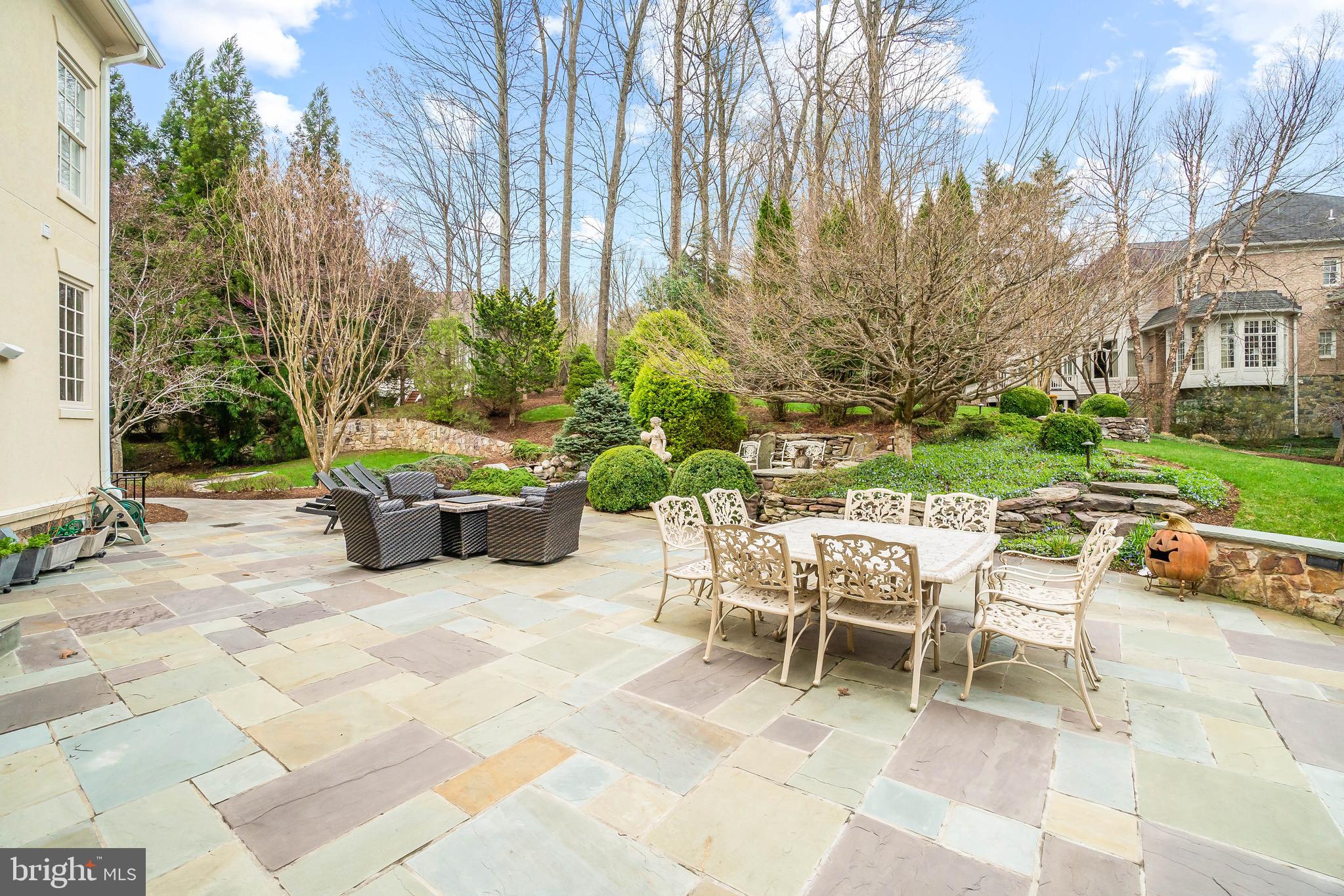 THE RESERVE - Residential