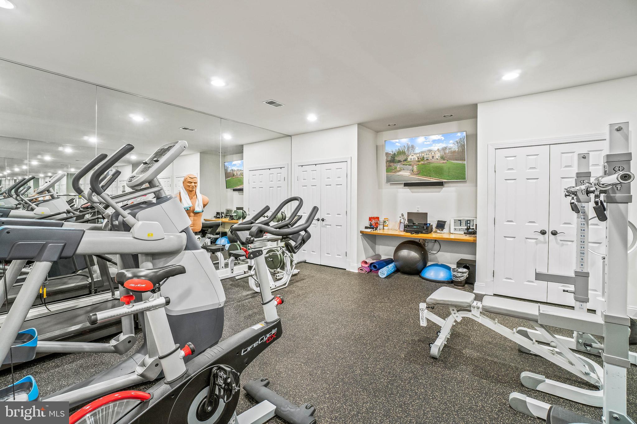 THE RESERVE - Residential