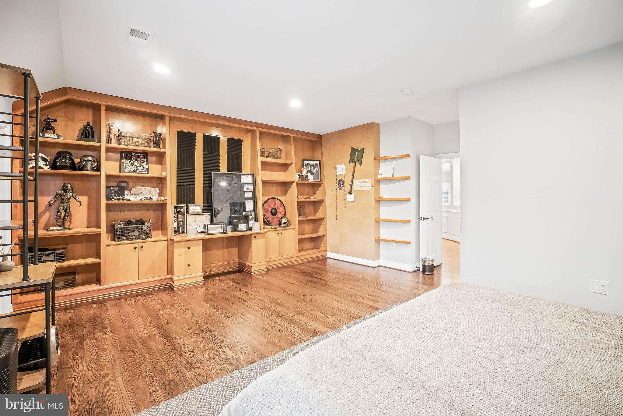 THE RESERVE - Residential