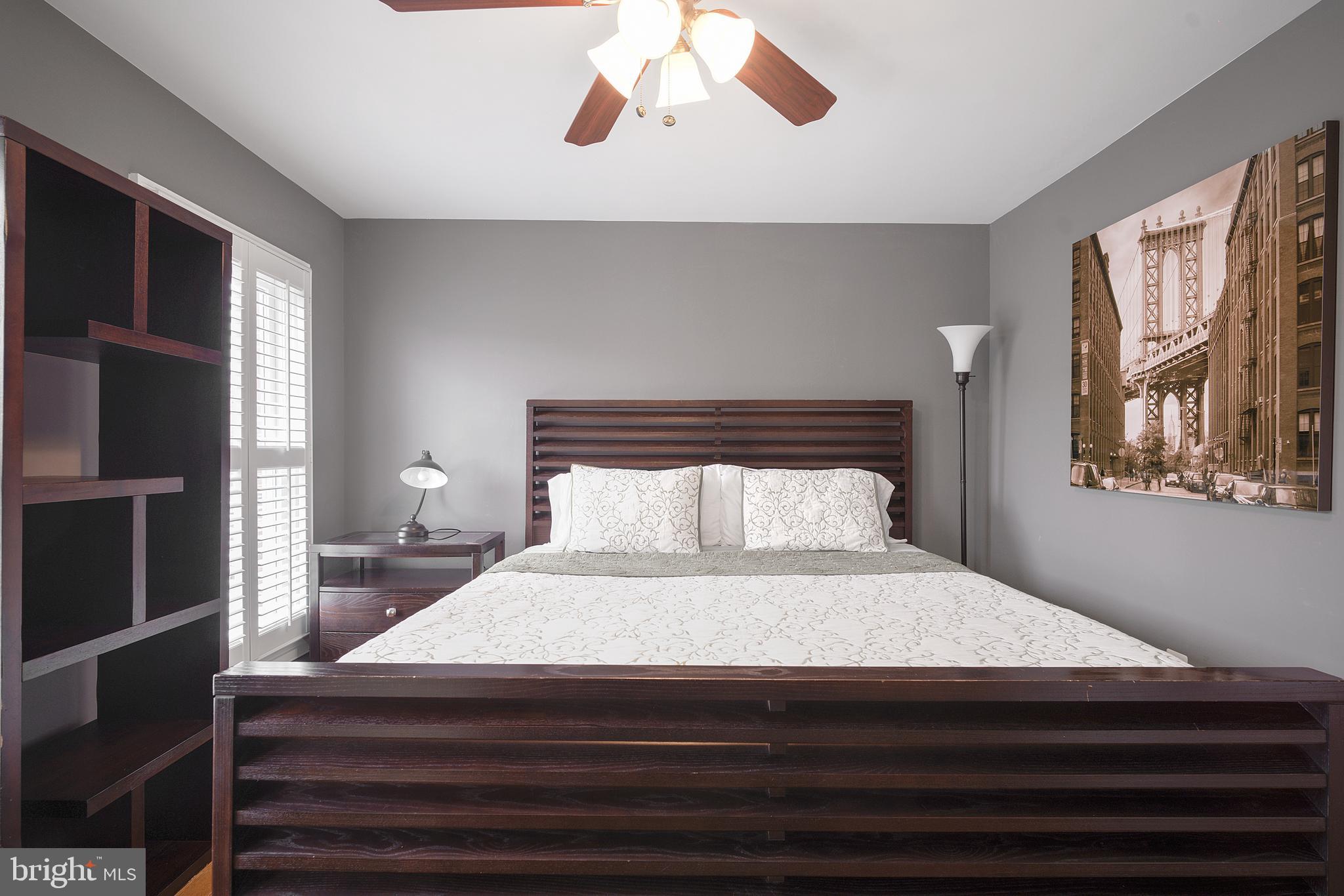 CHATHAM SQUARE - Residential