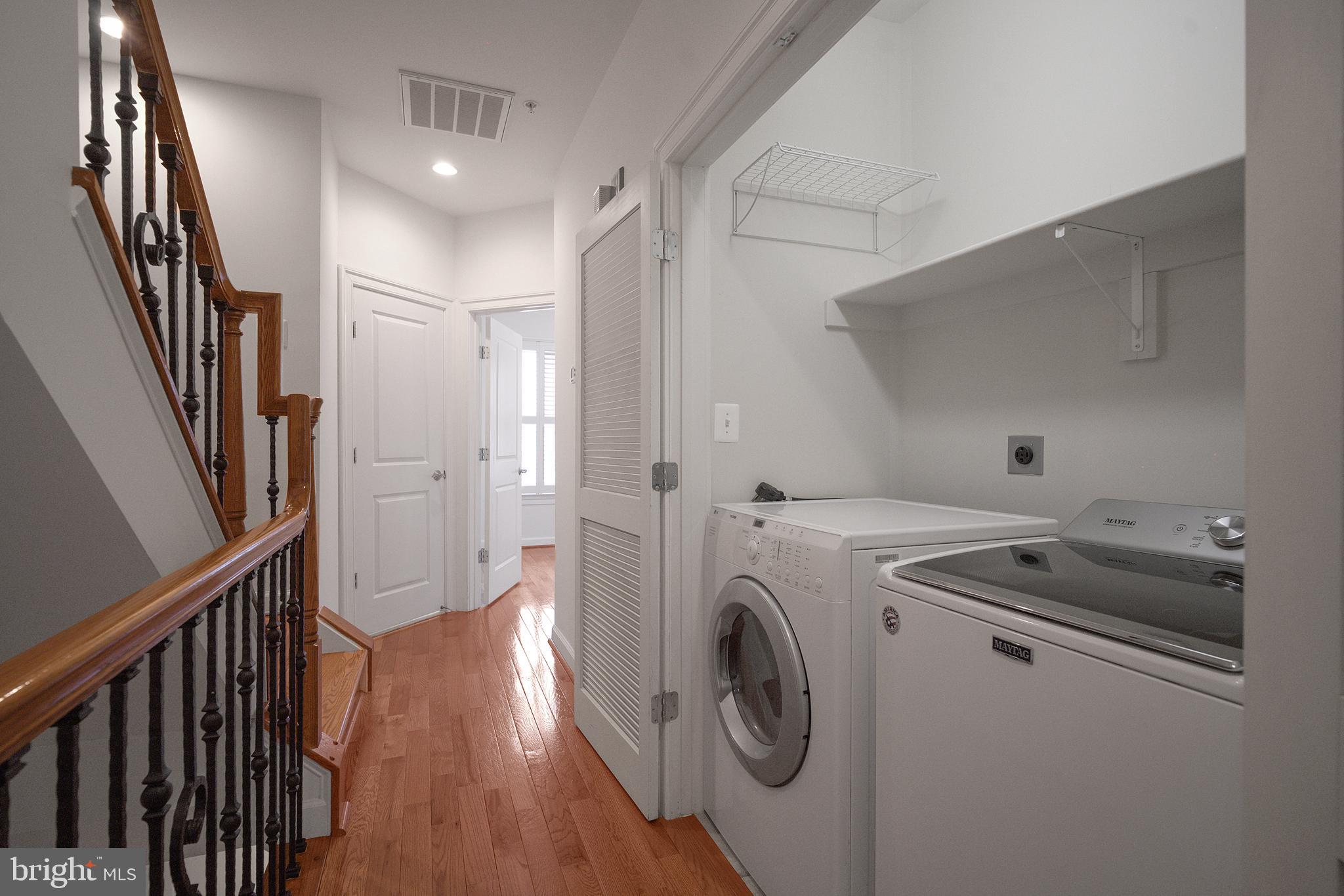 CHATHAM SQUARE - Residential