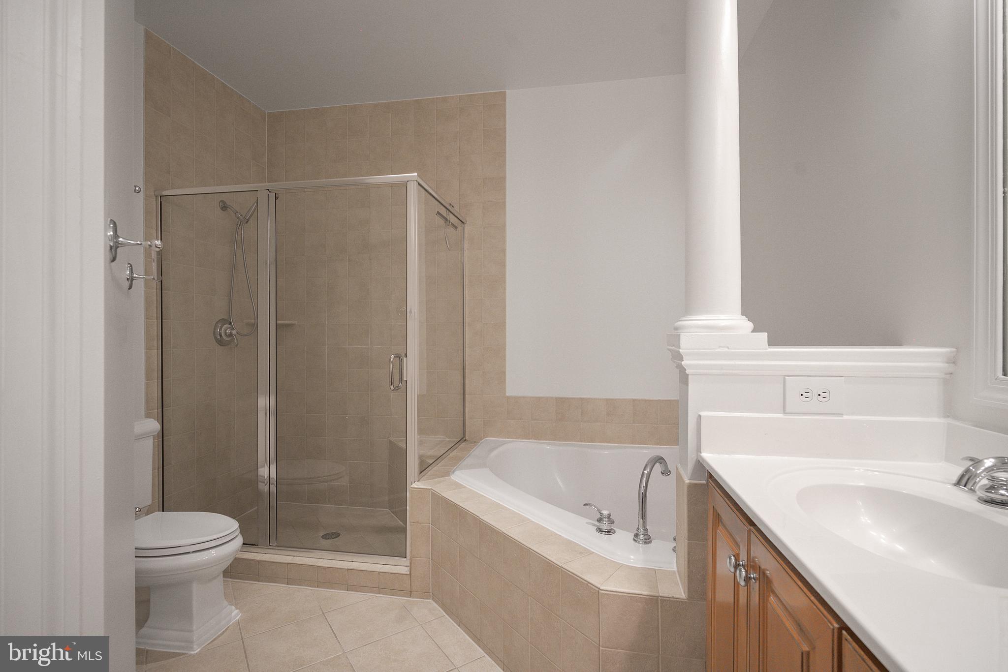 CHATHAM SQUARE - Residential