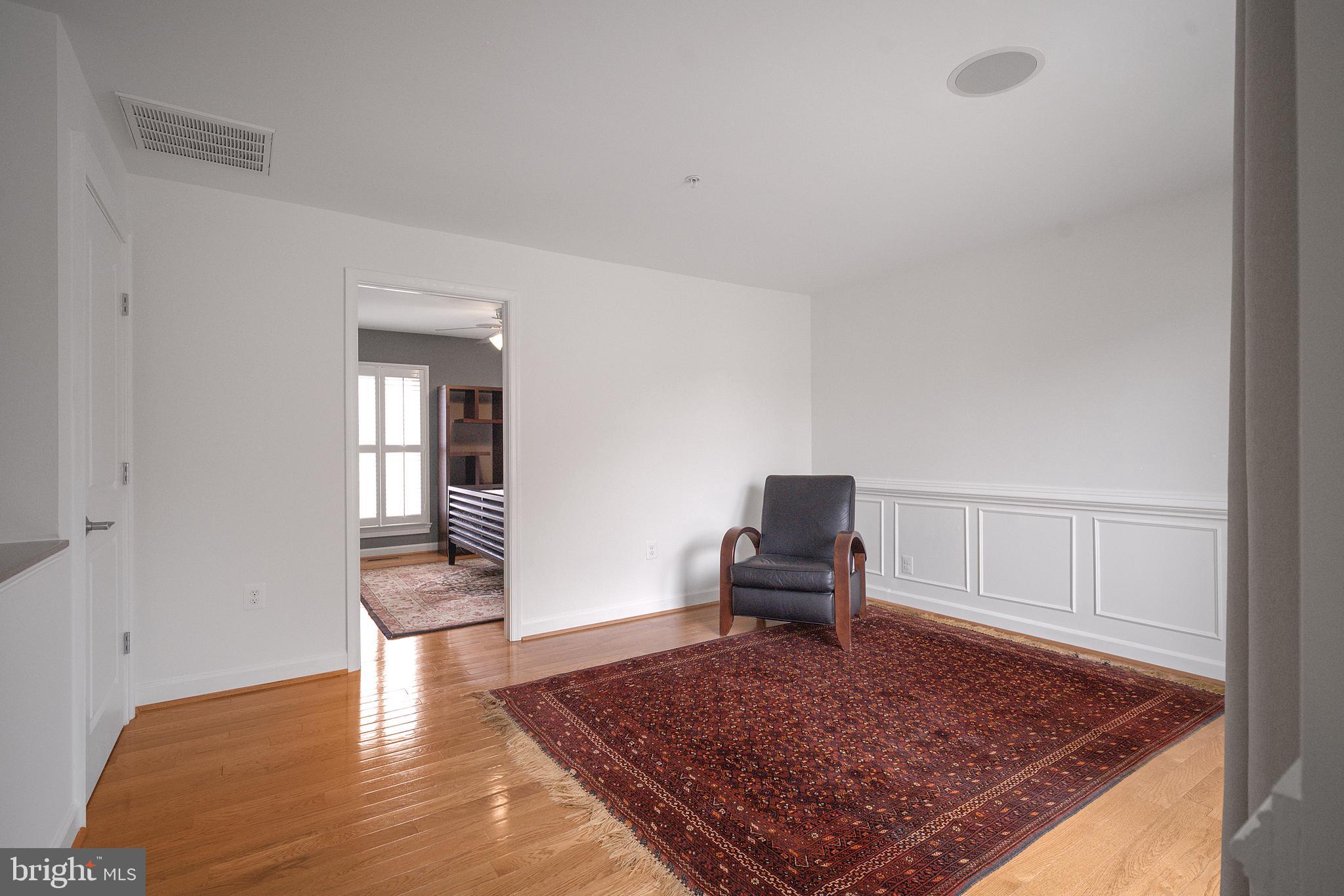 CHATHAM SQUARE - Residential