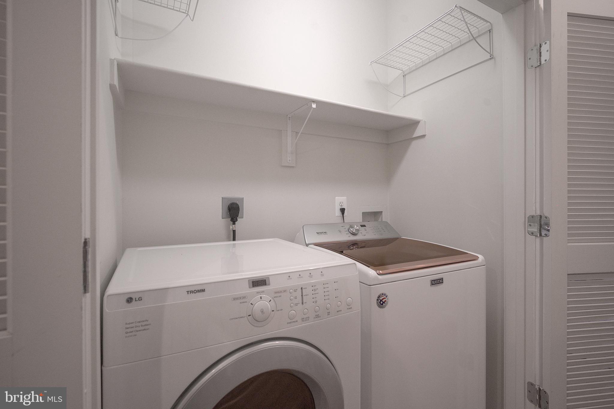 CHATHAM SQUARE - Residential