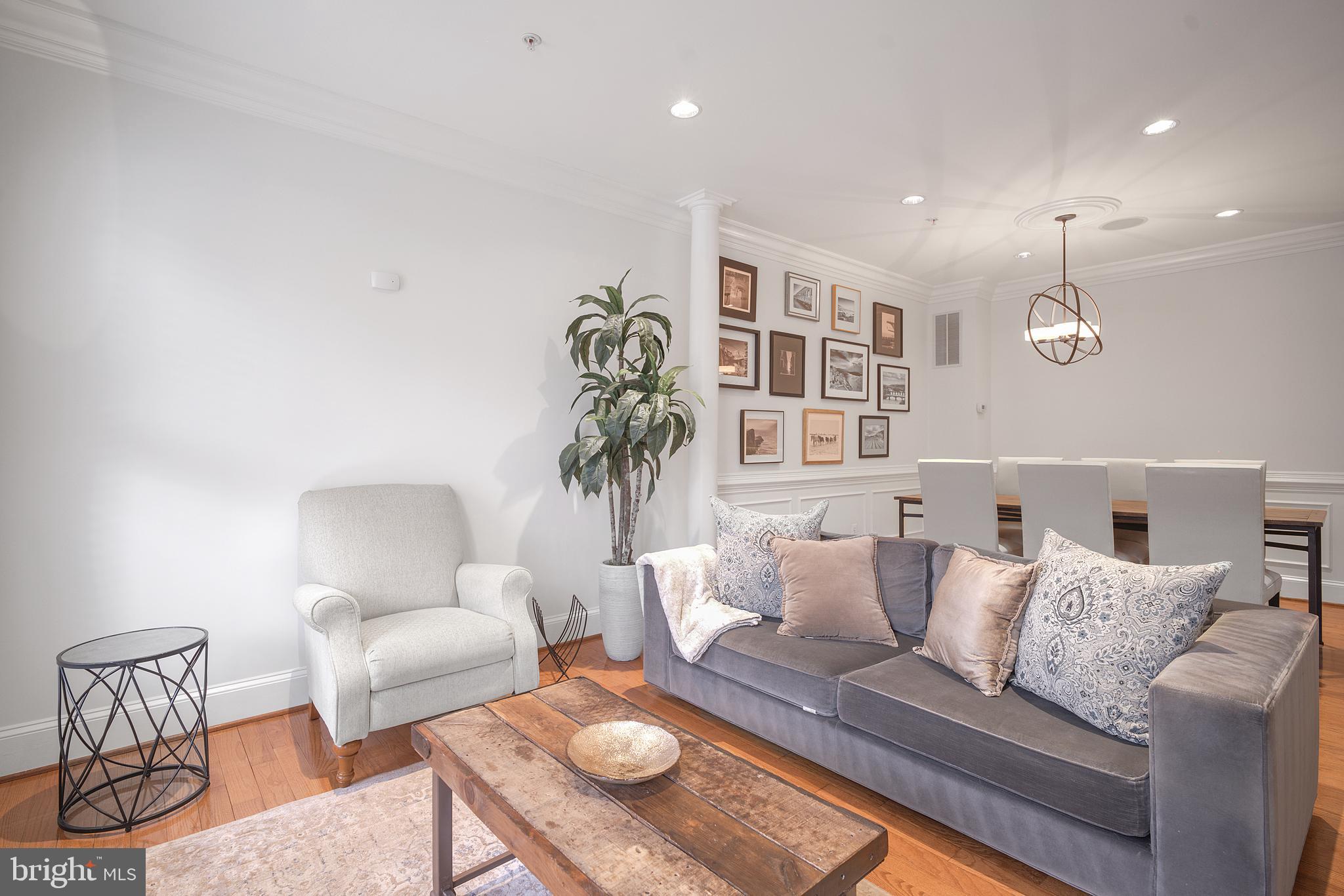 CHATHAM SQUARE - Residential