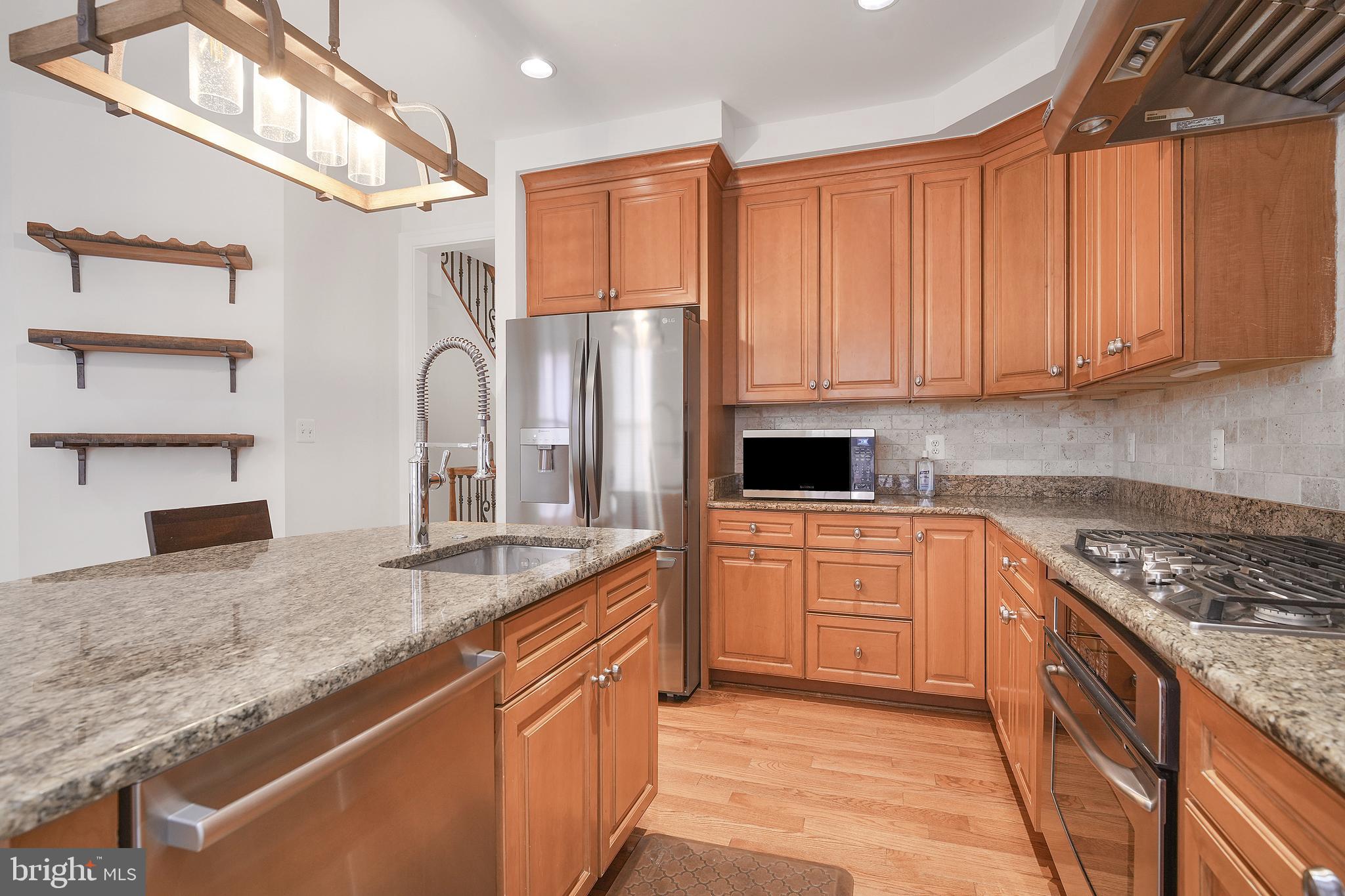 CHATHAM SQUARE - Residential