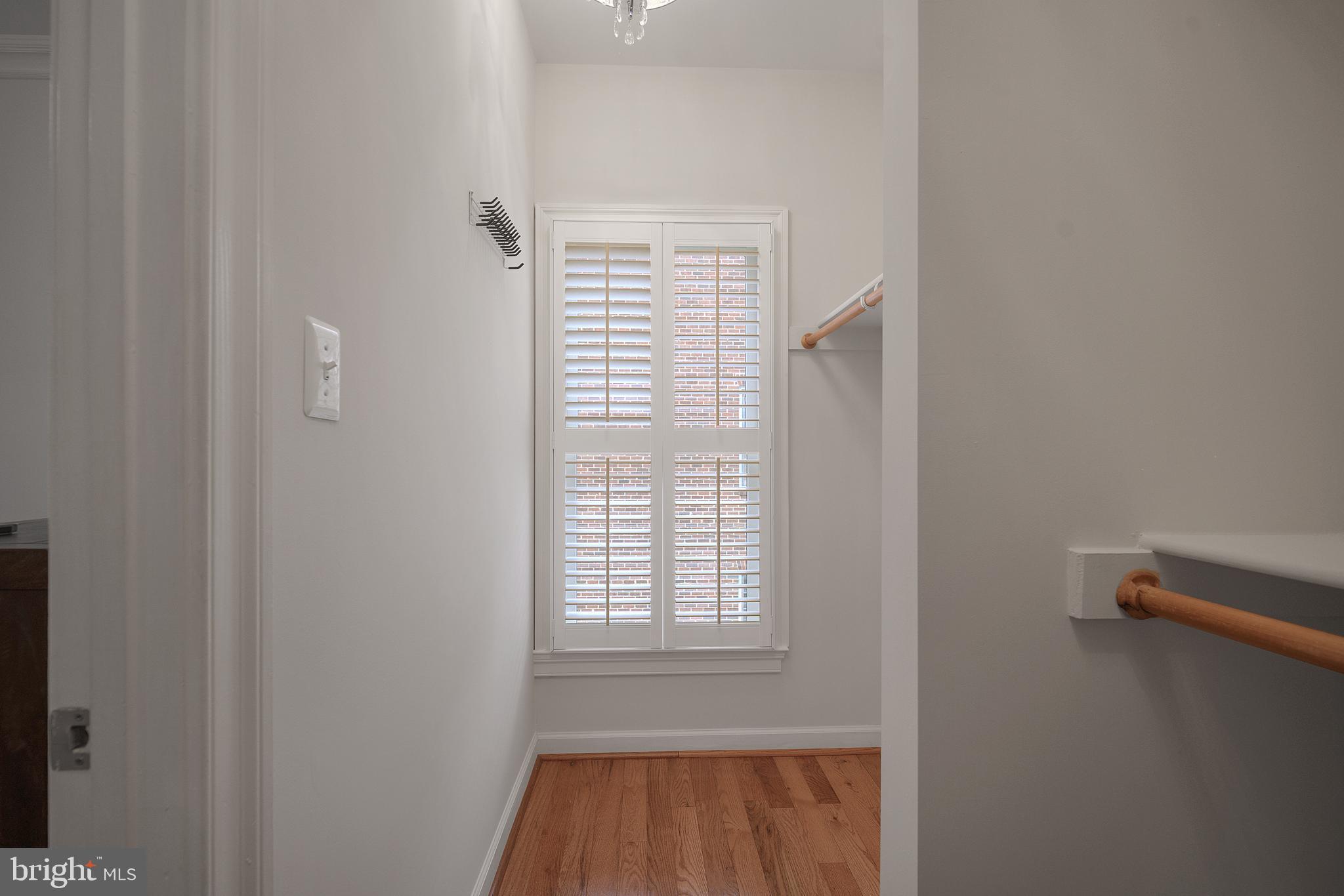 CHATHAM SQUARE - Residential